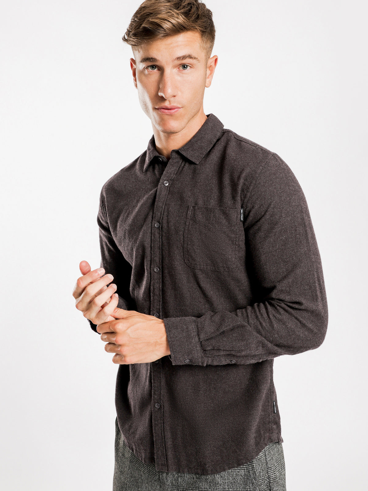 Ryker Flannel Long Sleeve Shirt in Charcoal