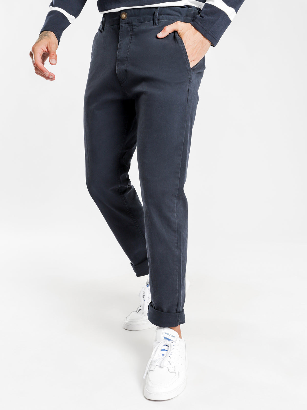 Hunter Chino Pant in Navy Blue