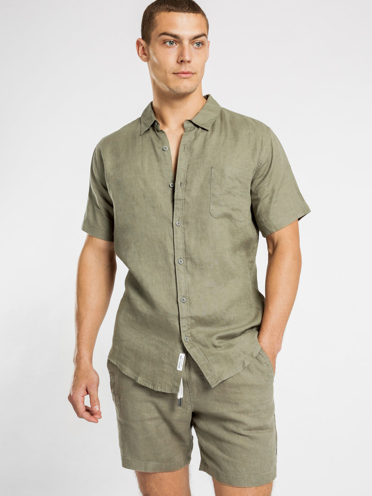 Nelson Short Sleeve Linen Shirt in Thyme