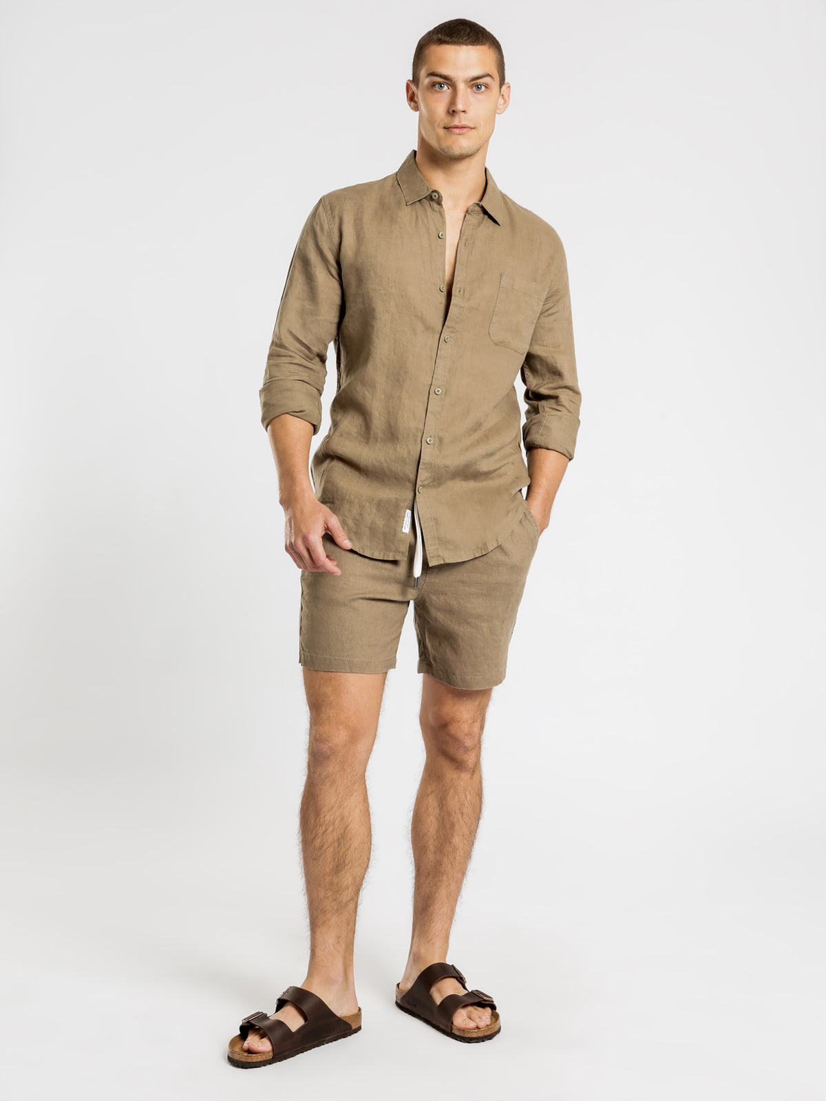Nelson Linen Shorts in Thyme