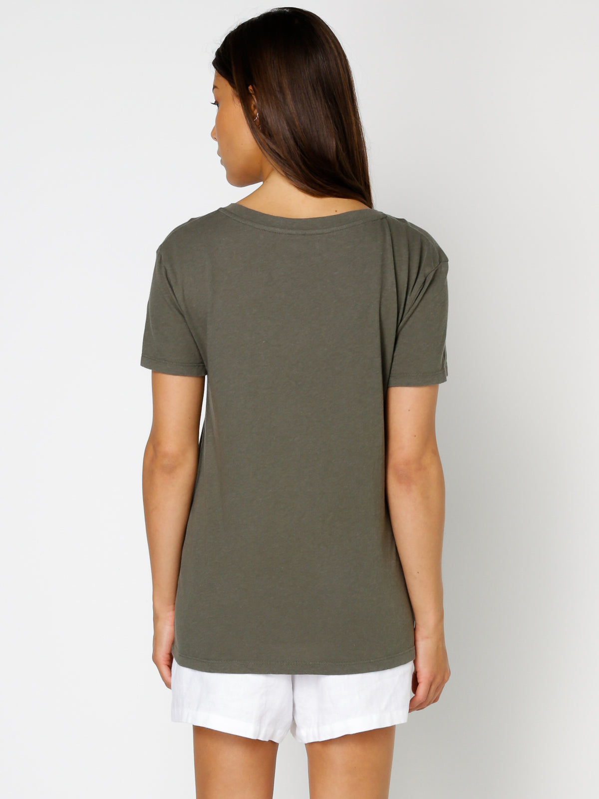 Abode V-Neck Linen T-Shirt in Olive