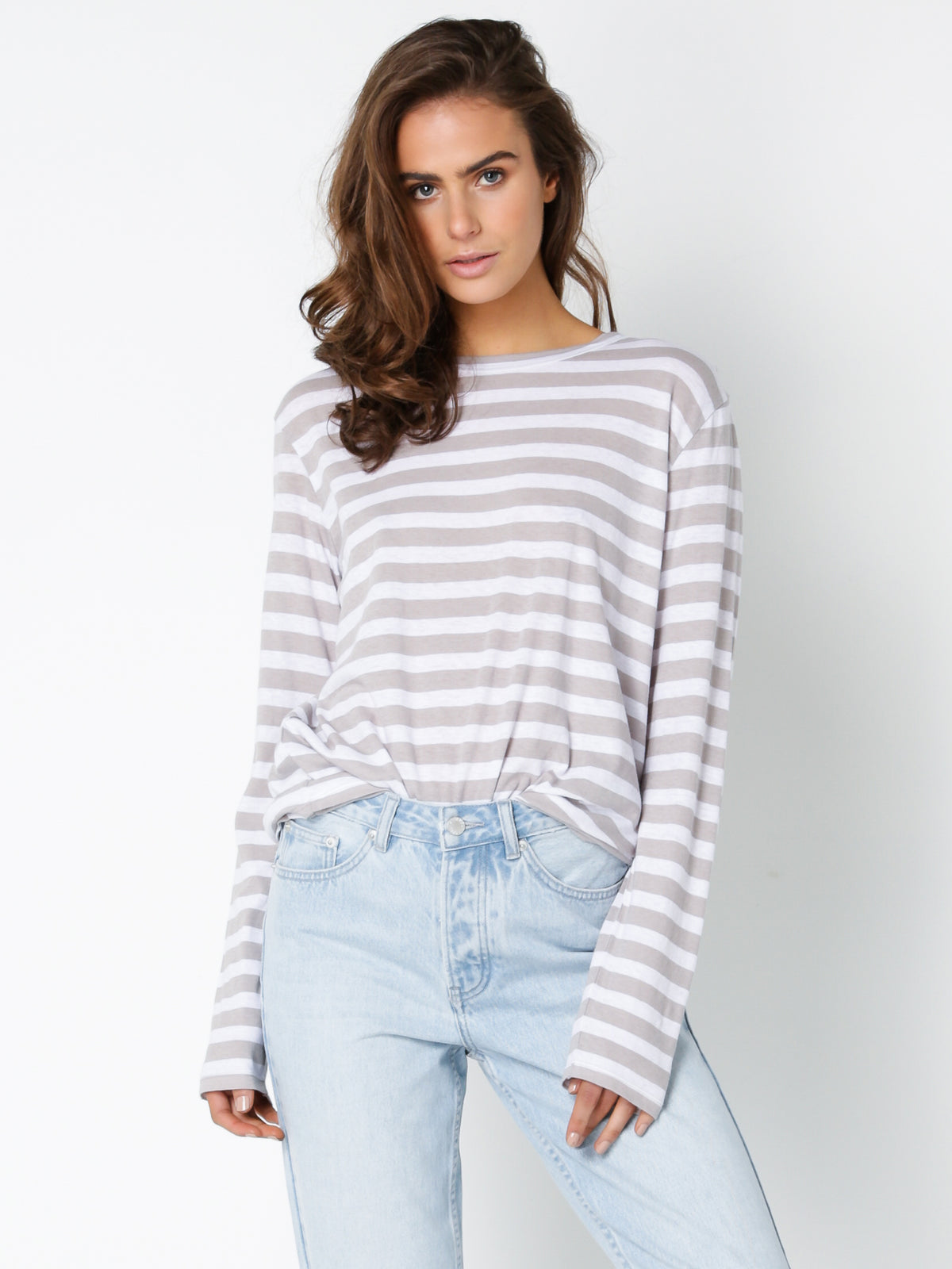 Bay Long Sleeve T-Shirt in White and Grey Stripe