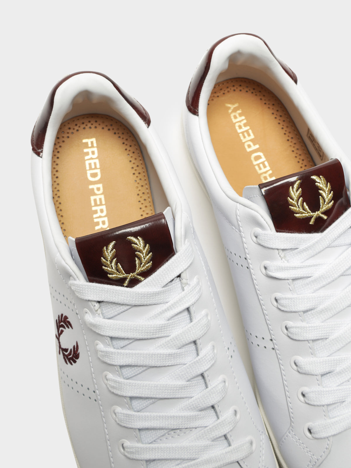 Mens B721 Leather Sneakers in White &amp; Brown