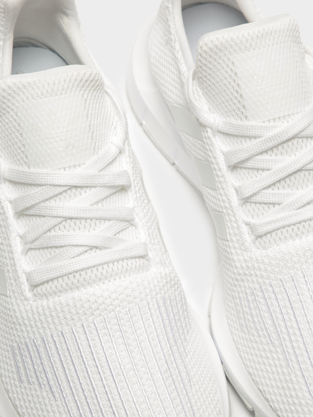 Unisex Swift Run Sneakers in White