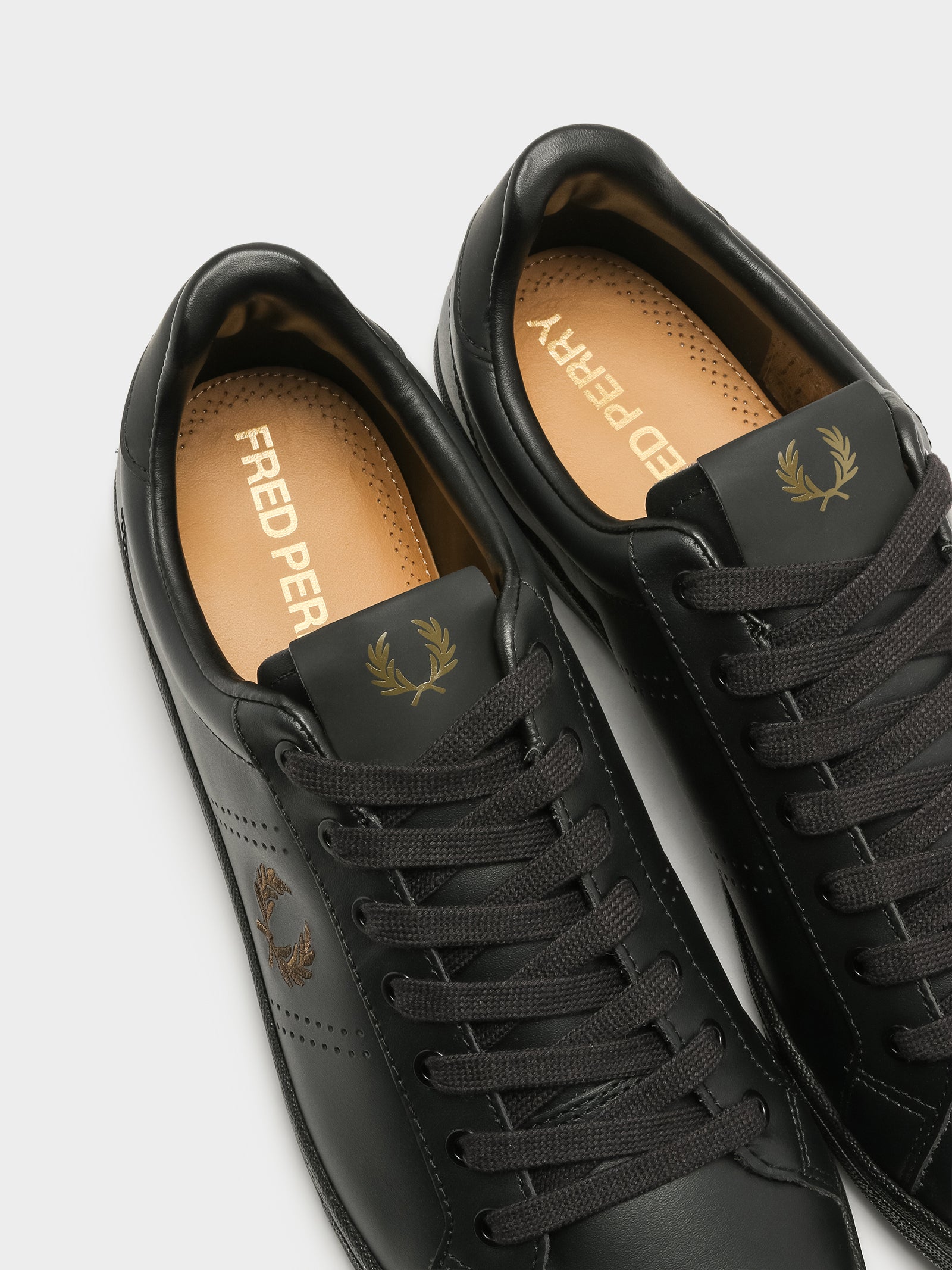 Fred Perry Mens B721 Leather Tab Sneakers Black/Gold