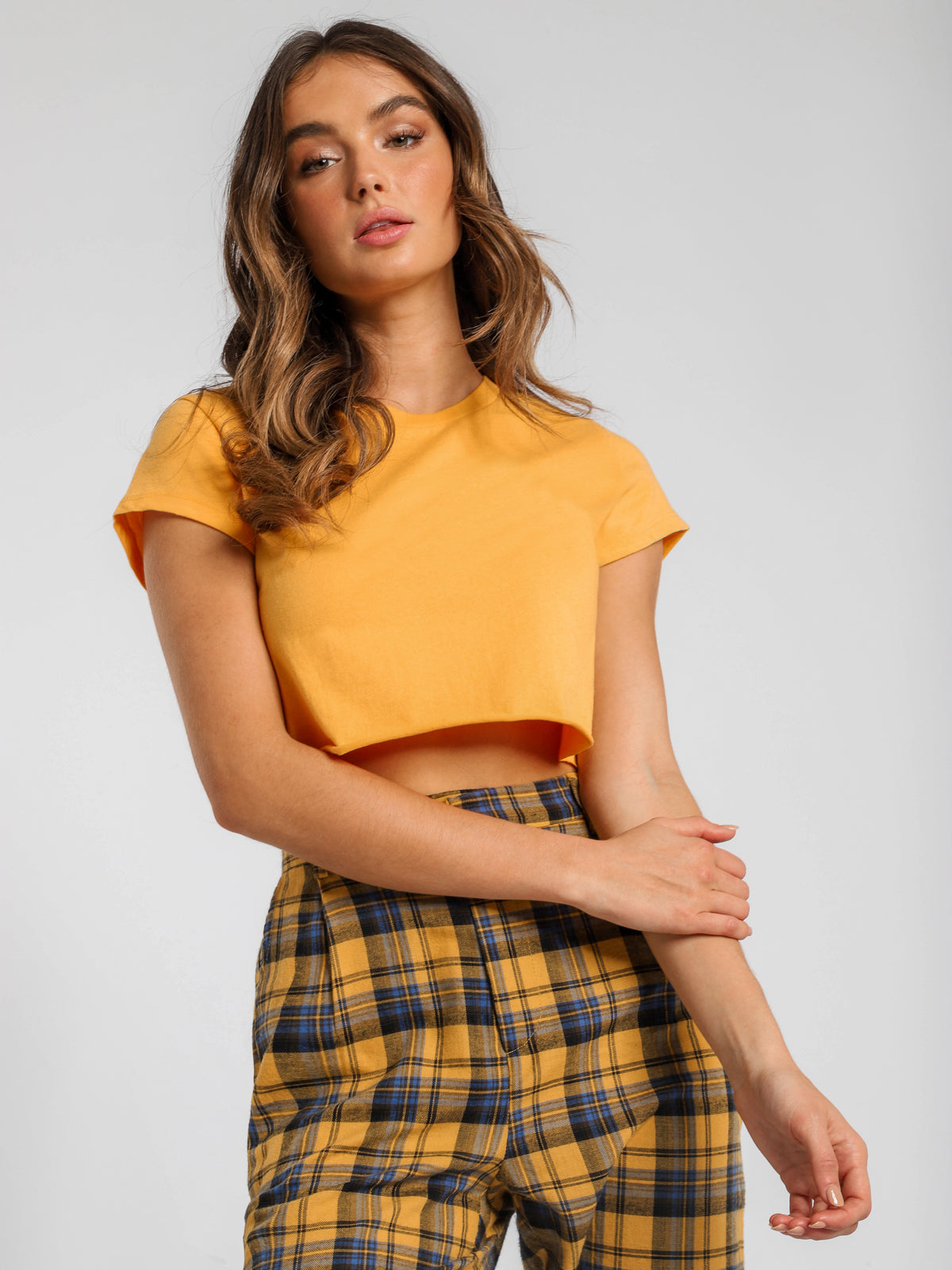 Basic Cropped T-Shirt in Yellow