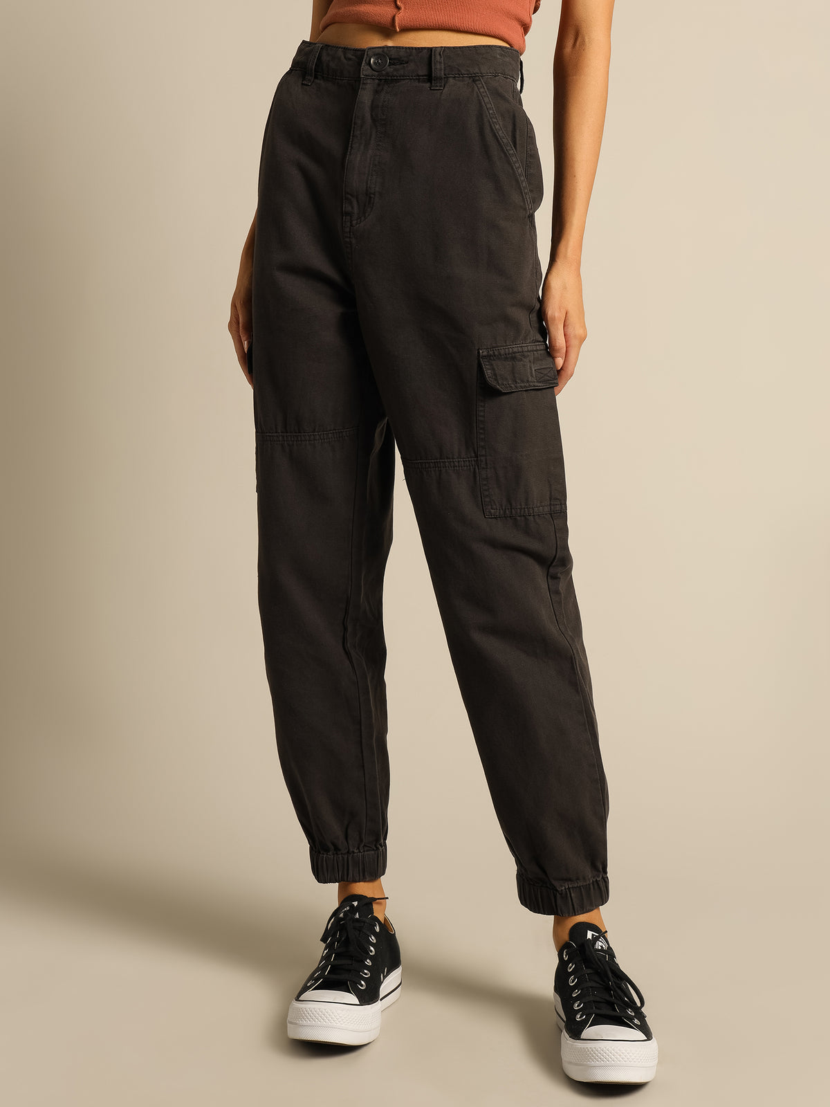 Sian Cargo Pants in Washed Black