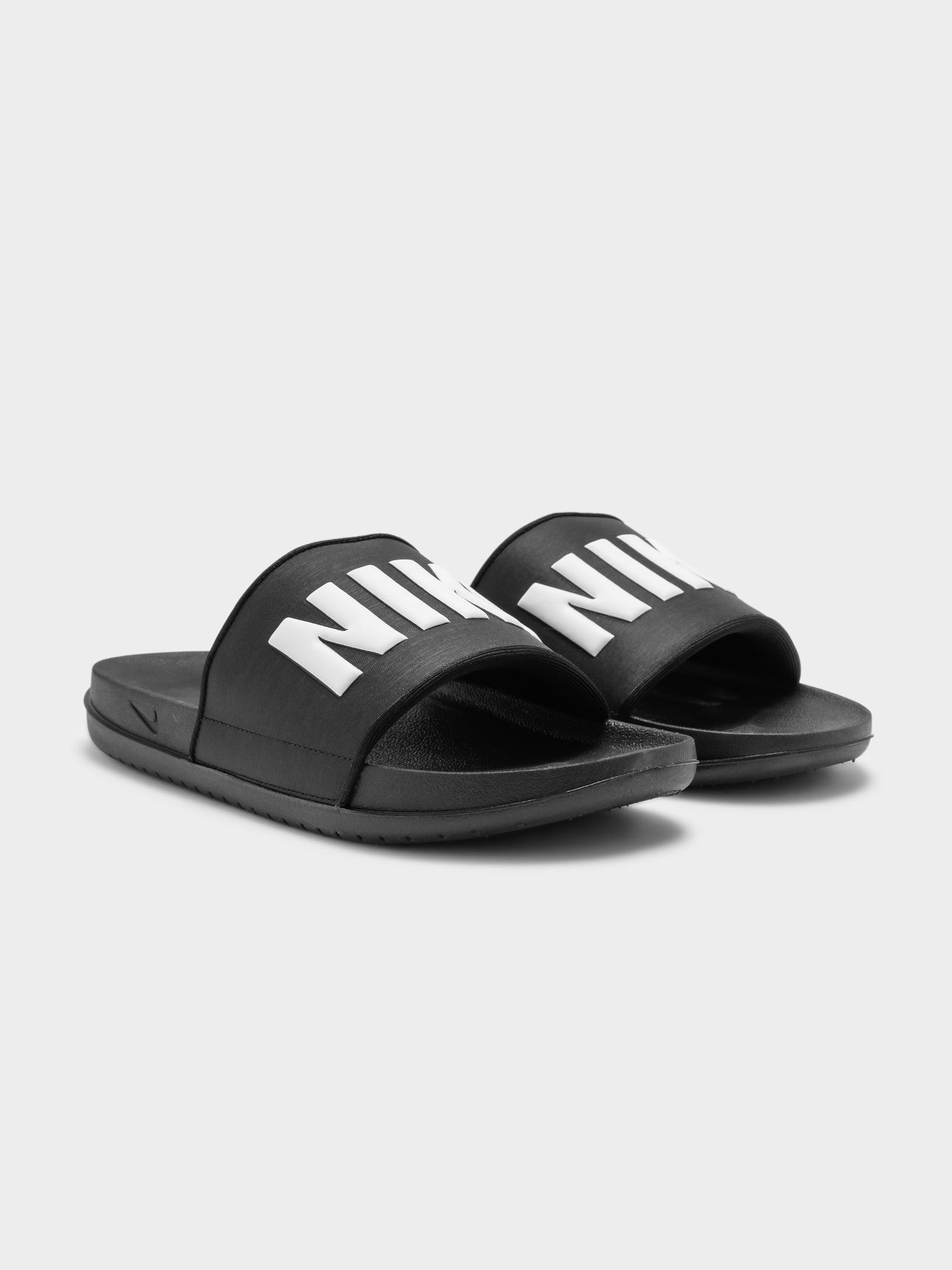 Mens Nike Offcourt Slides in Black & White