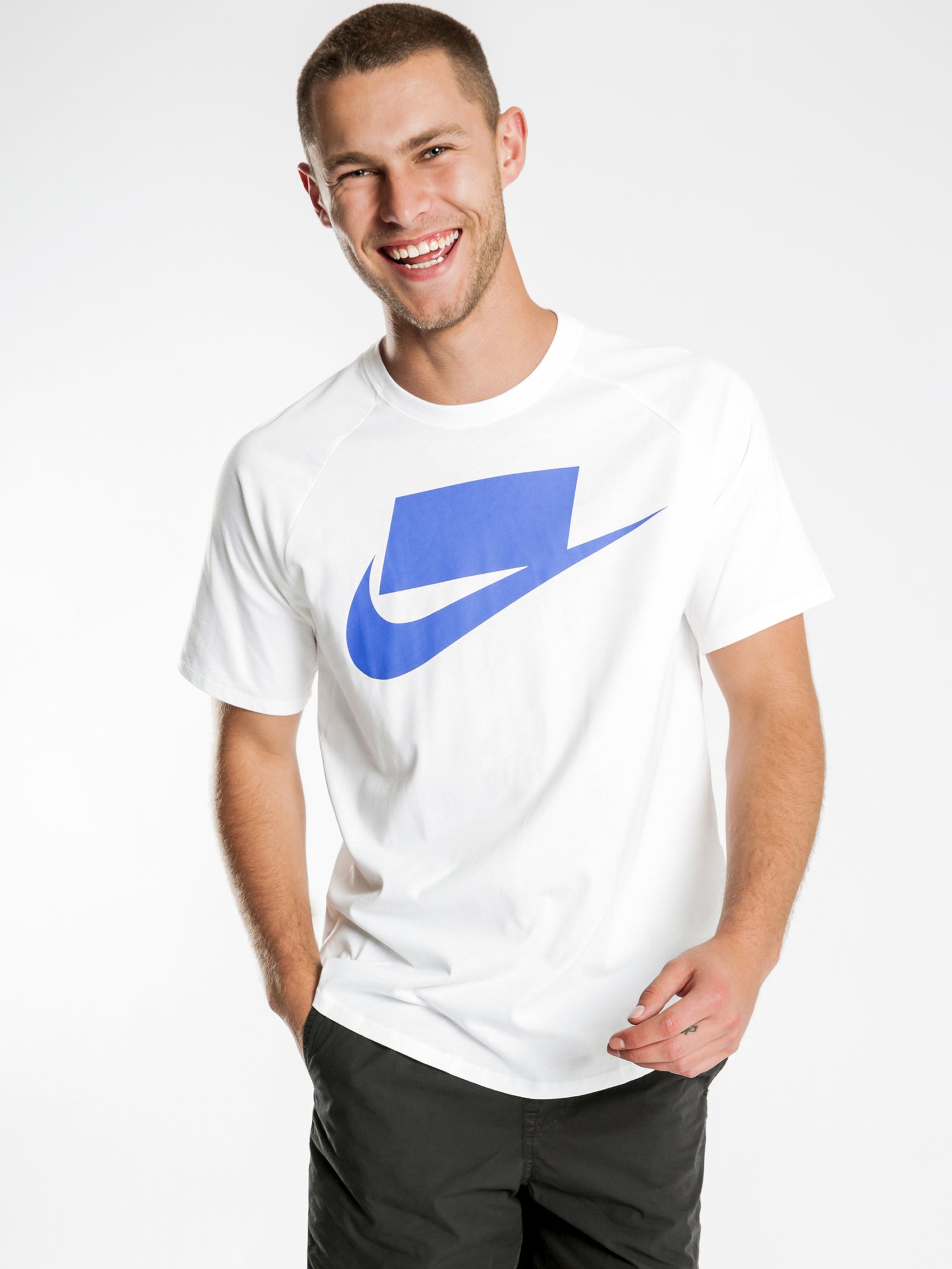Nike NSW Short Sleeve T-Shirt White Glue Store