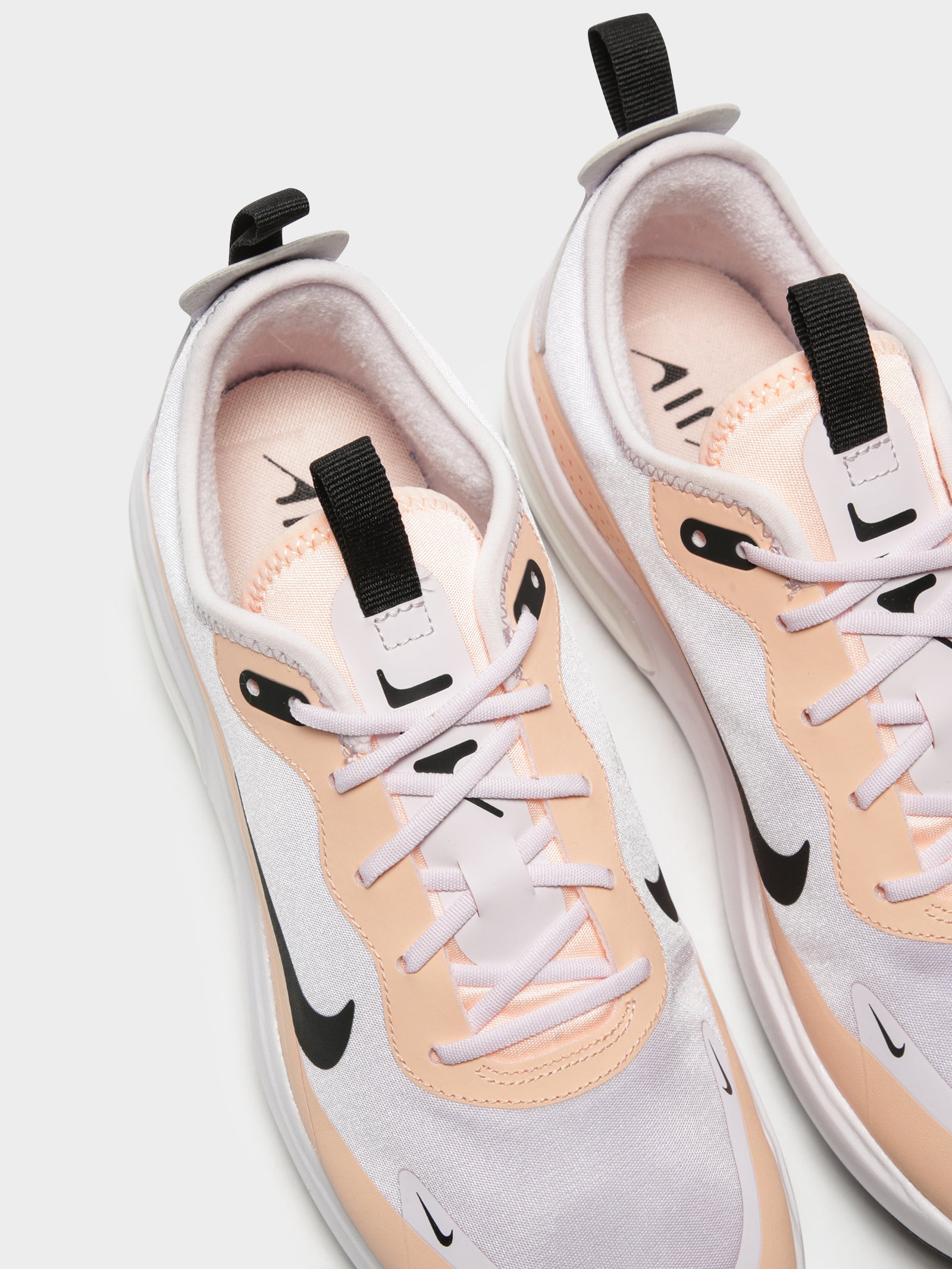 Air Max Dia Sneakers