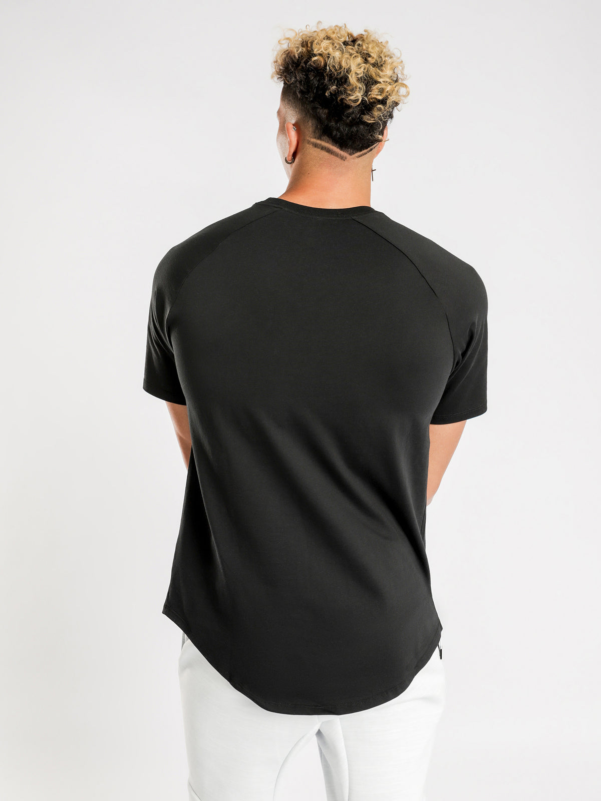 Air Short Sleeve T-Shirt in Black