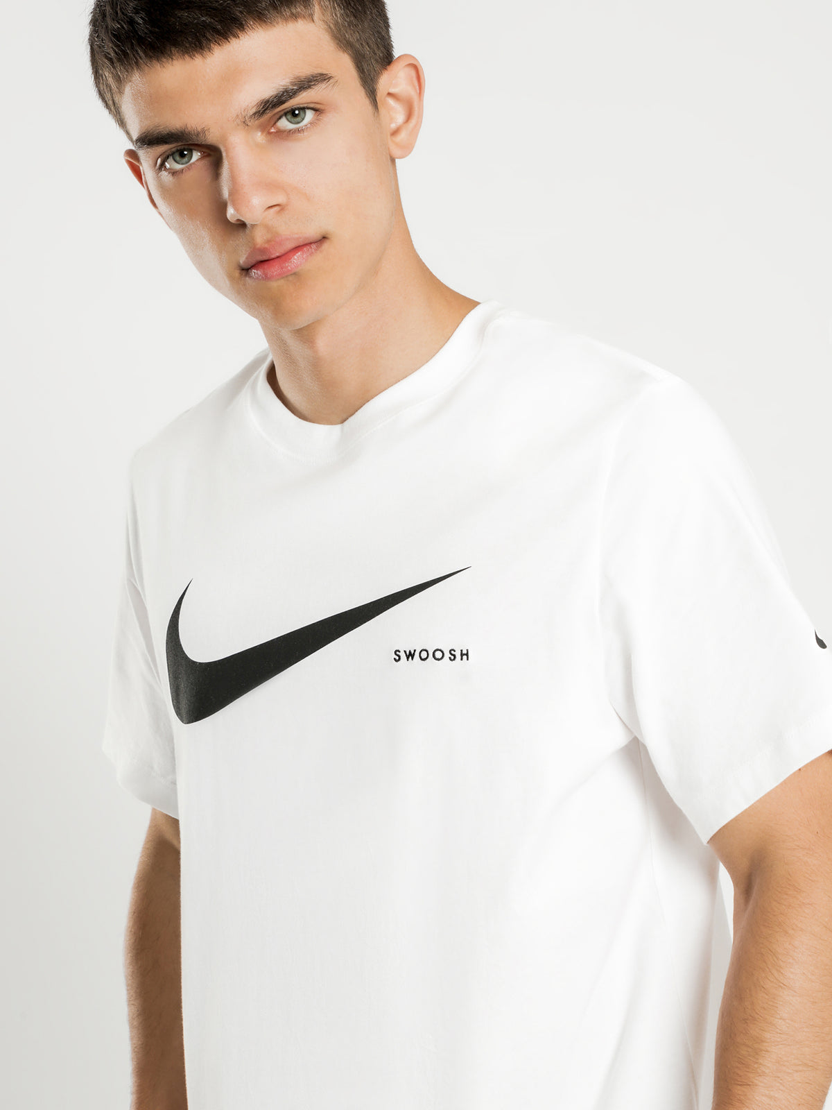 Sportswear Swoosh Short Sleeve T-Shirt in White