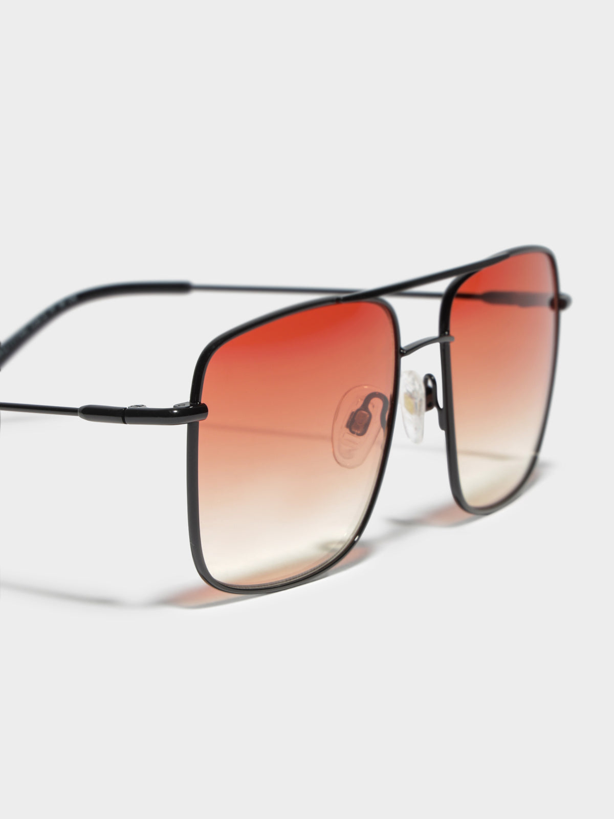CL686201 Reaction Sunglasses in Black Sunset