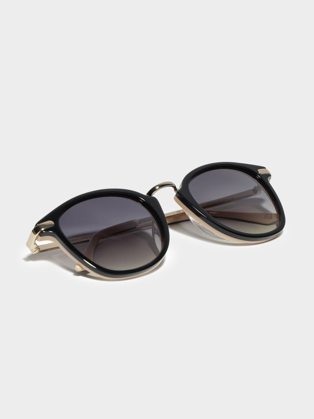 CL731610 Effi Round Sunglasses in Black &amp; Nude