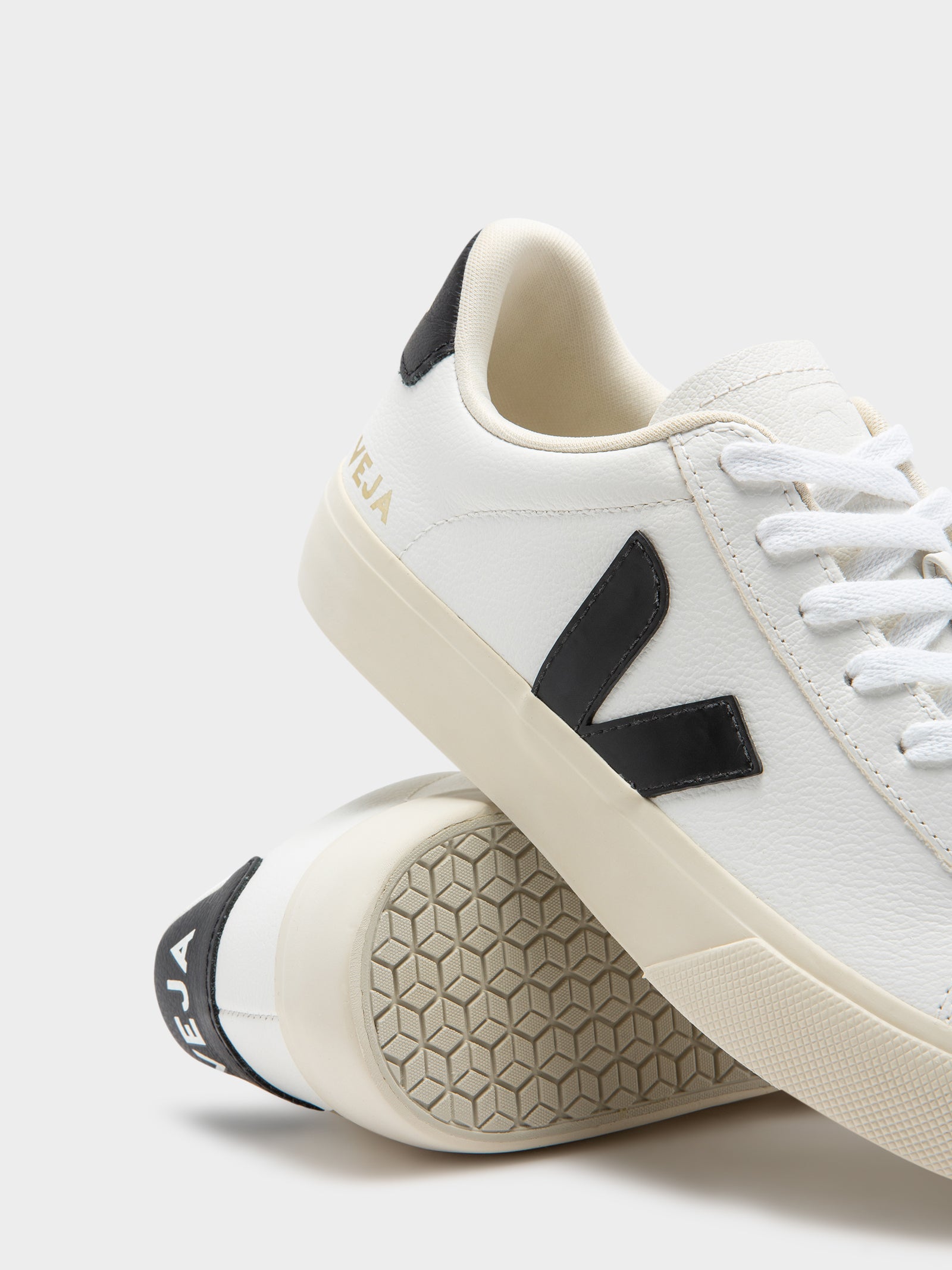 Veja Unisex Campo Chromefree Sneakers White/Black