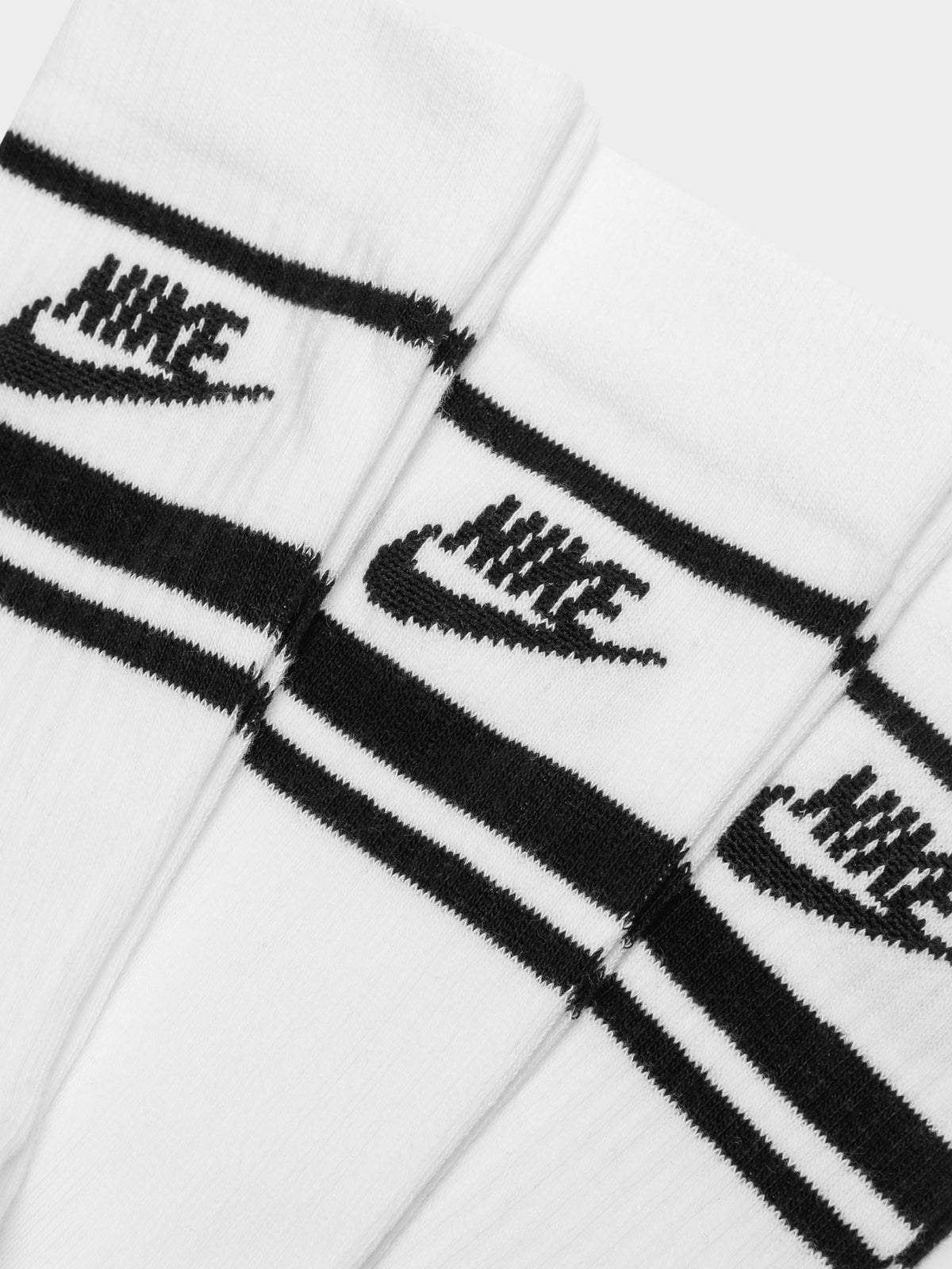 3 Pairs of Essential Crew Socks in White &amp; Black