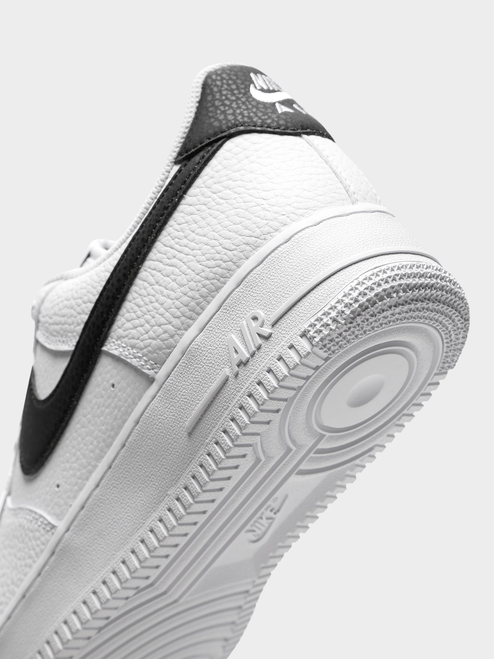 air force 1 low stars white black