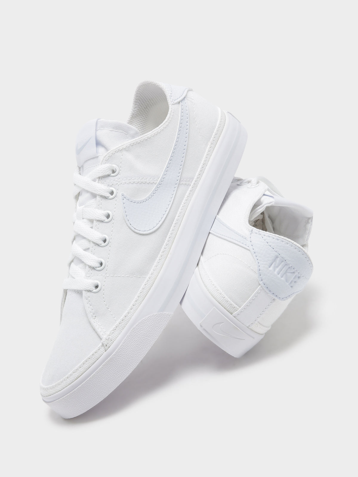 Womens Court Legacy Sneakers in White &amp; Blue