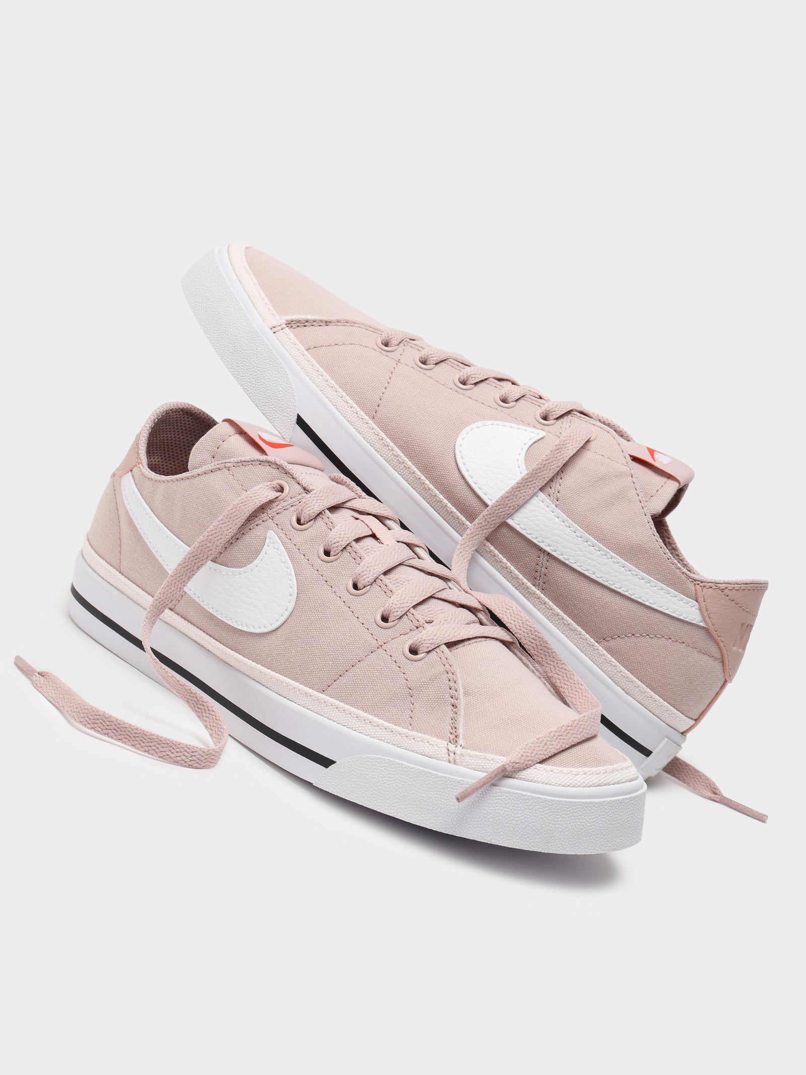 Womens Nike Court Legacy