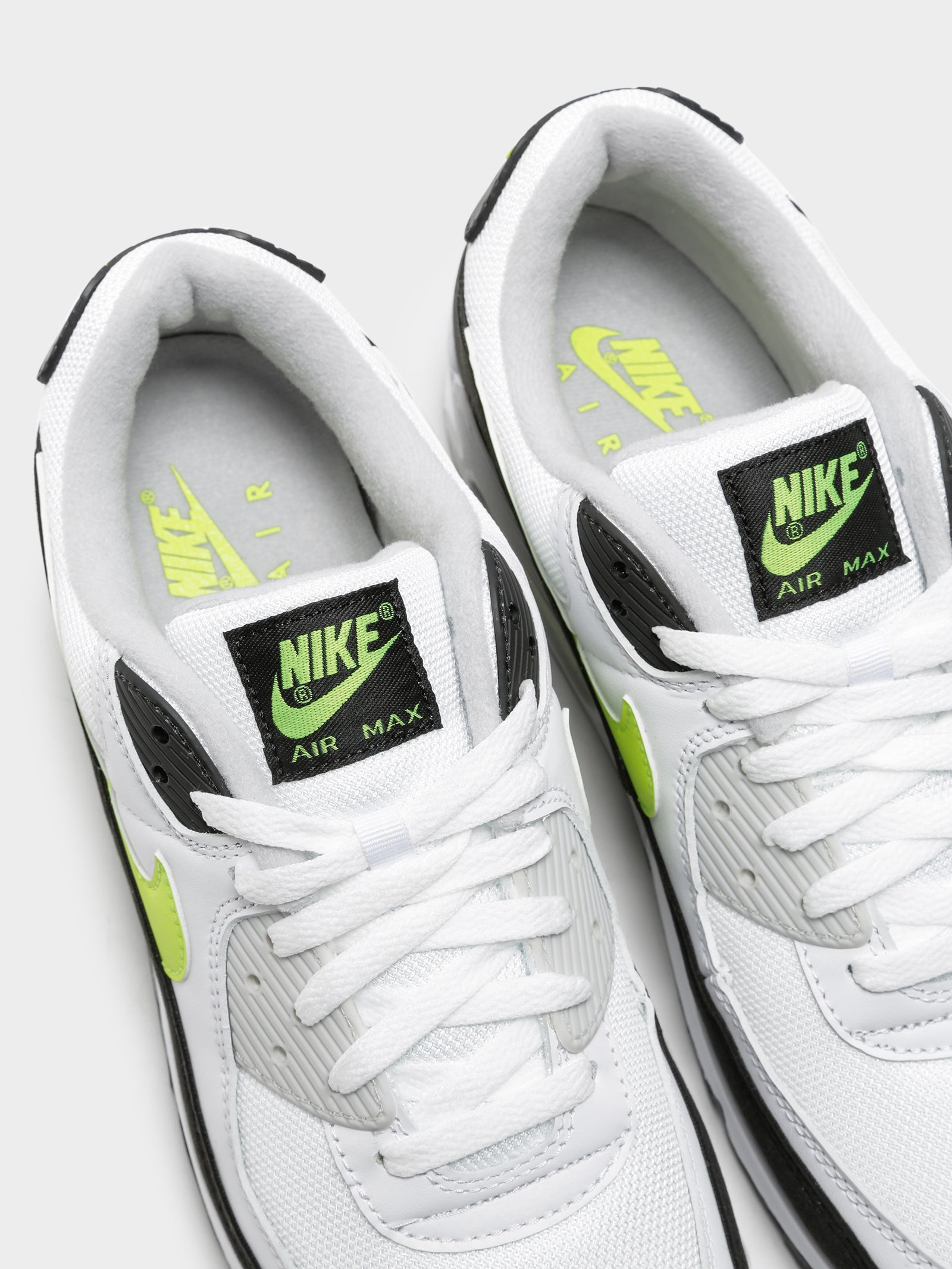 Nike Mens Air Max 90 Sneakers White/Green Glue Store