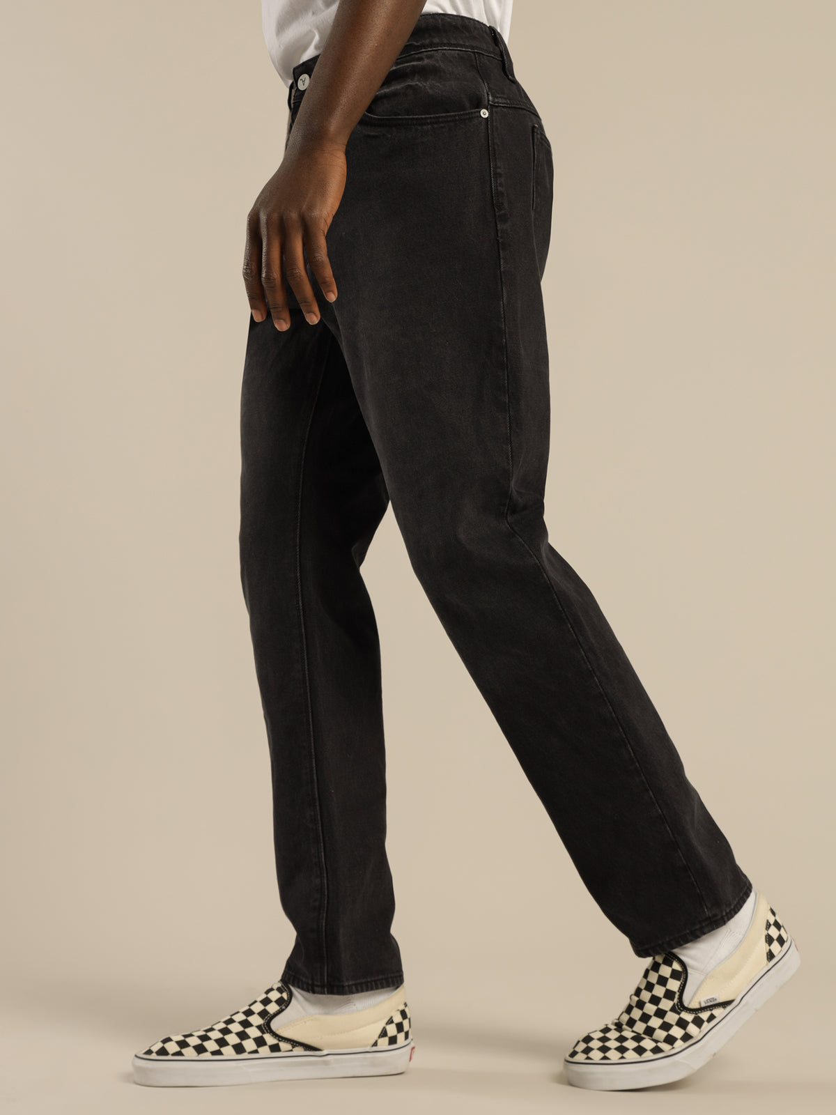 A Straight Nu Wave Jeans in Black