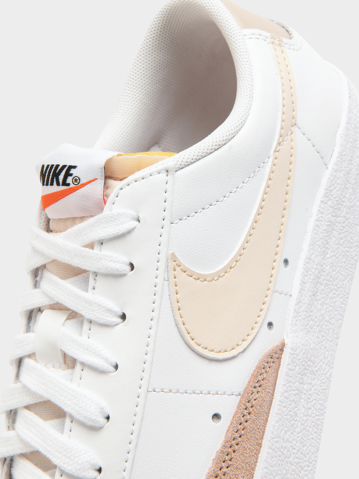 Womens Nike Blazer Low in White &amp; Pink Oxford