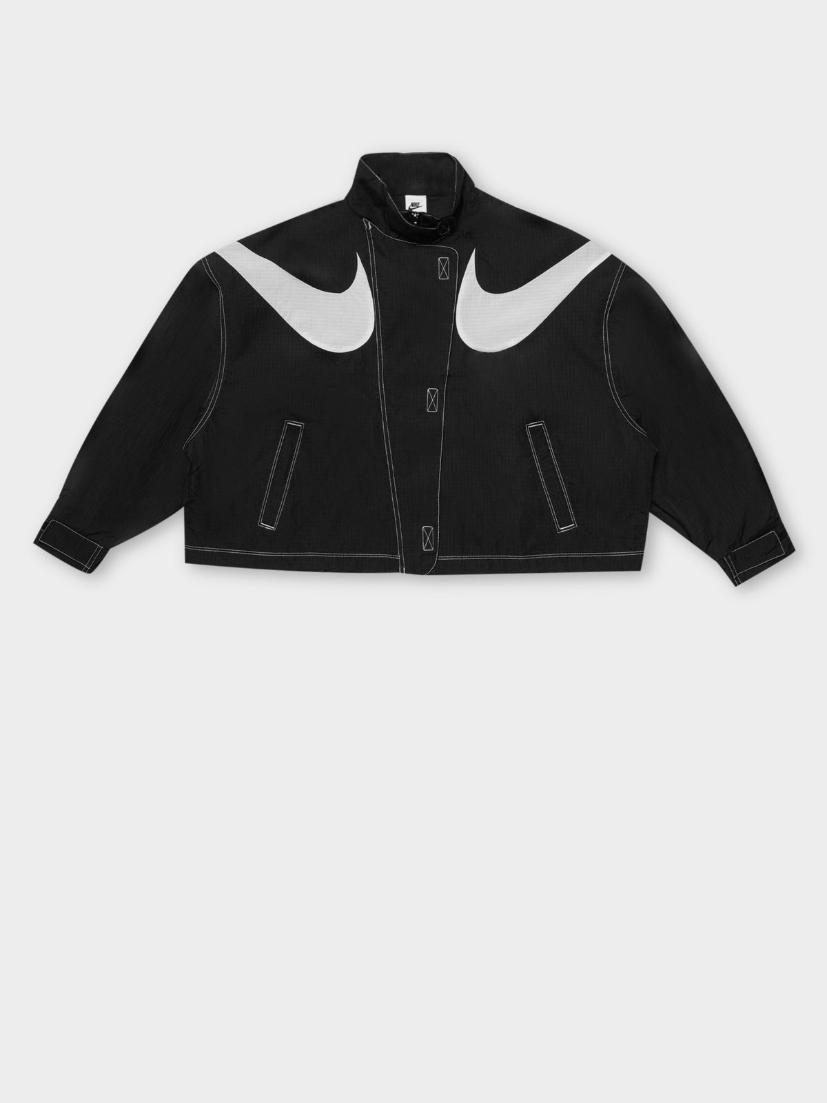 Sportswear Swoosh Repel Jacket in Black &amp; White