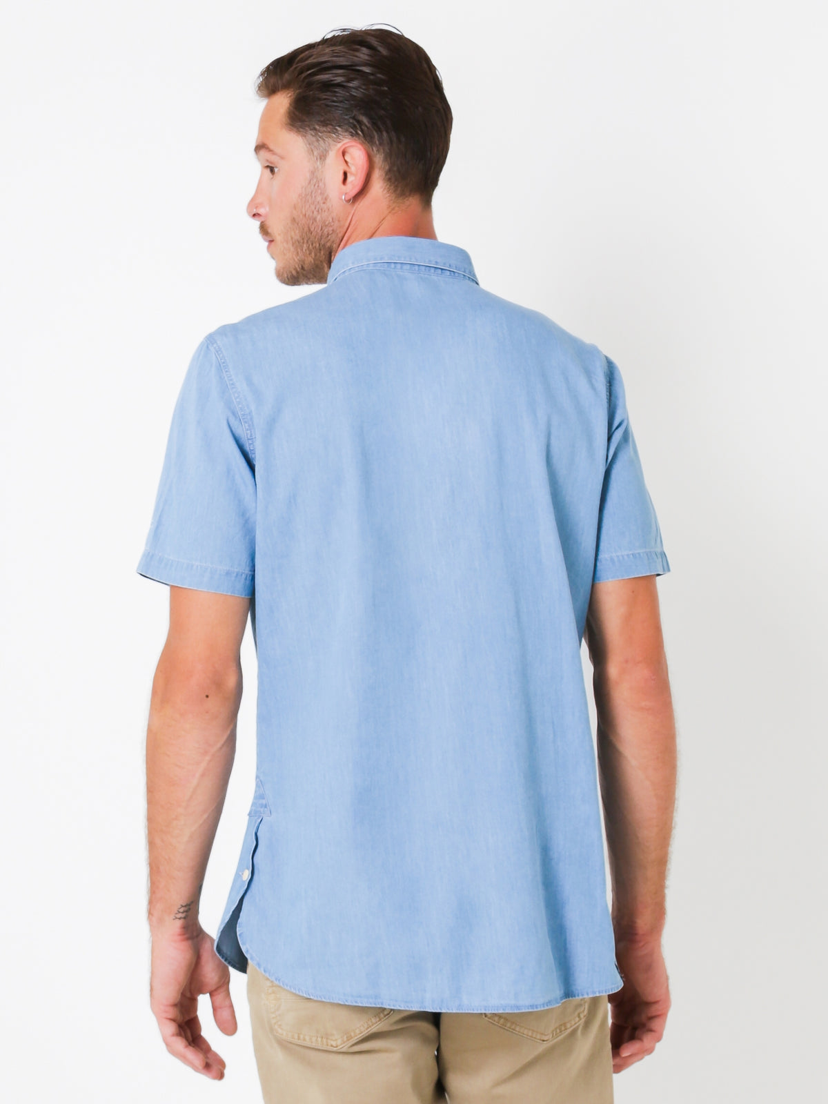 Aires Short Sleeve Shirt in Washed Chambray