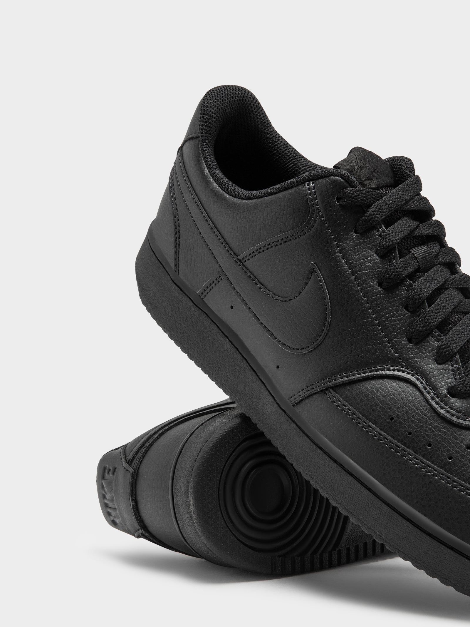 Mens Court Vision Low Top Sneakers in Black