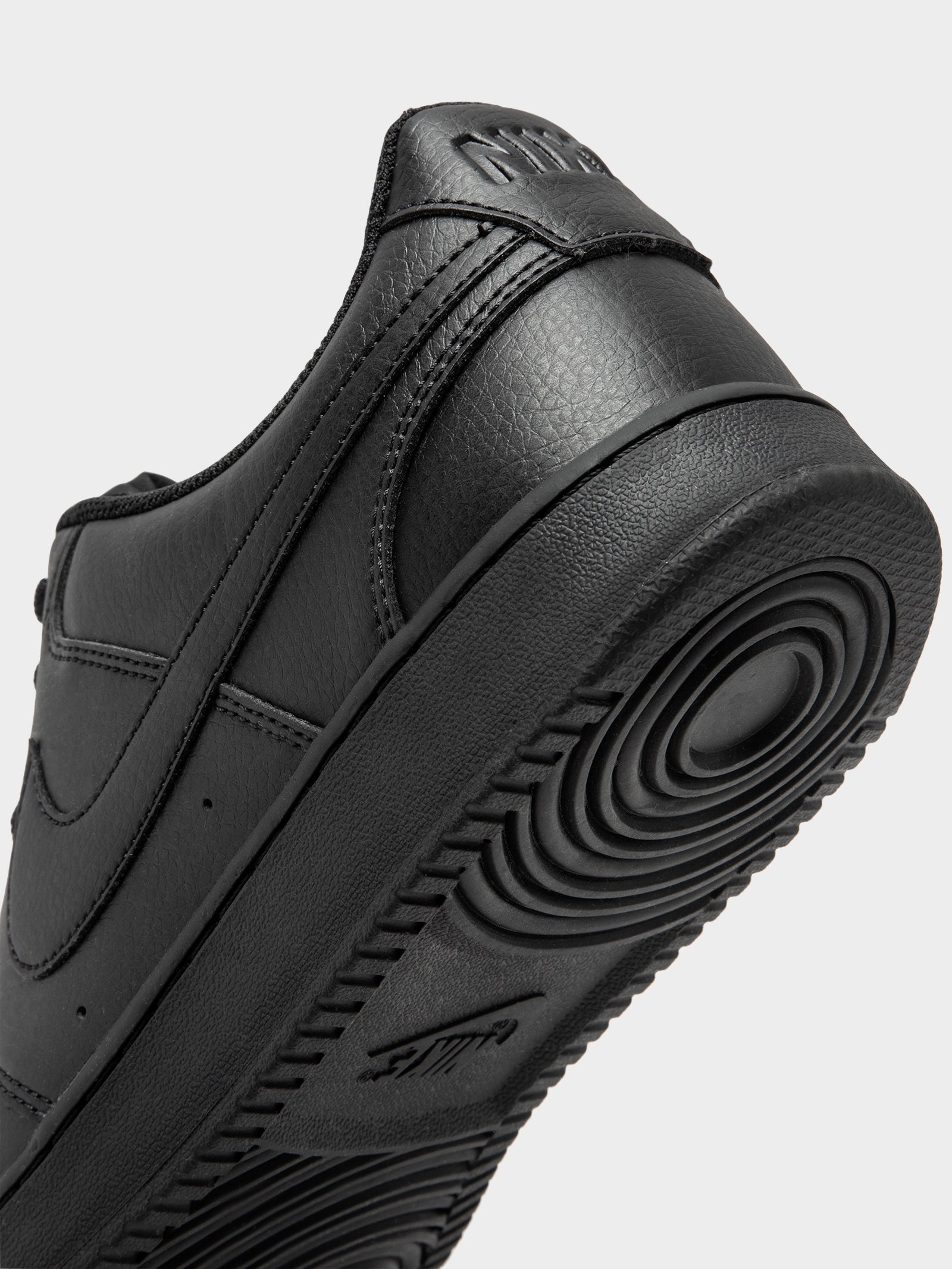 Mens Court Vision Low Top Sneakers in Black