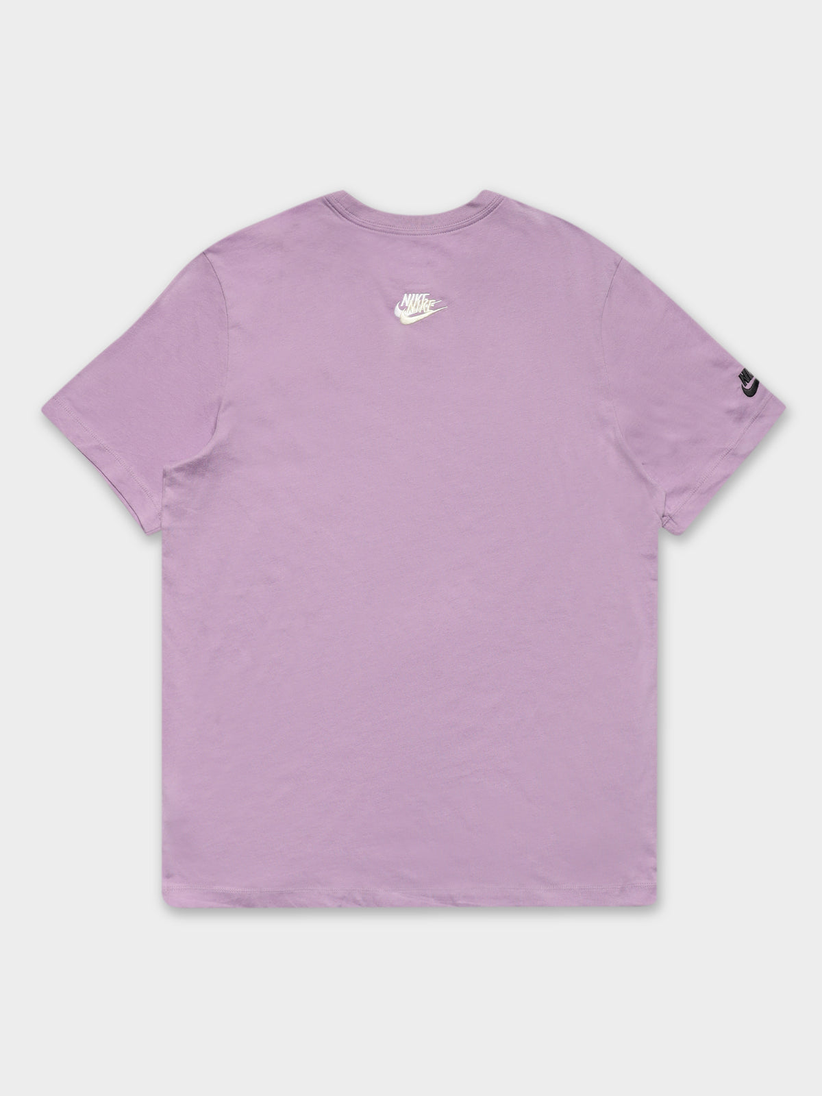 Sportswear Club Essentials T-Shirt in Violet Star
