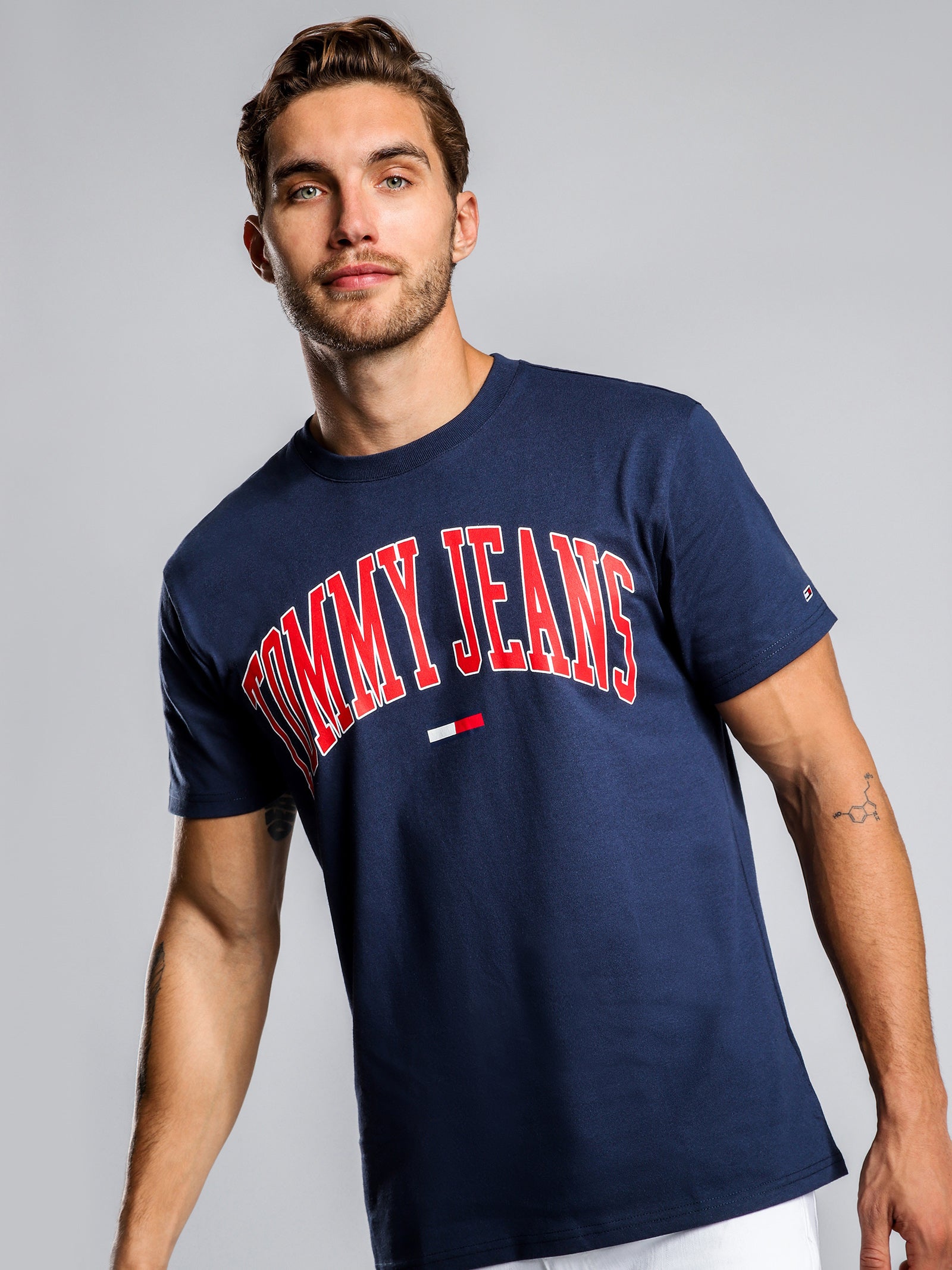Tommy Hilfiger Denim Color T Shirt Tommy Jeans Collegiate Logo T-Shirt