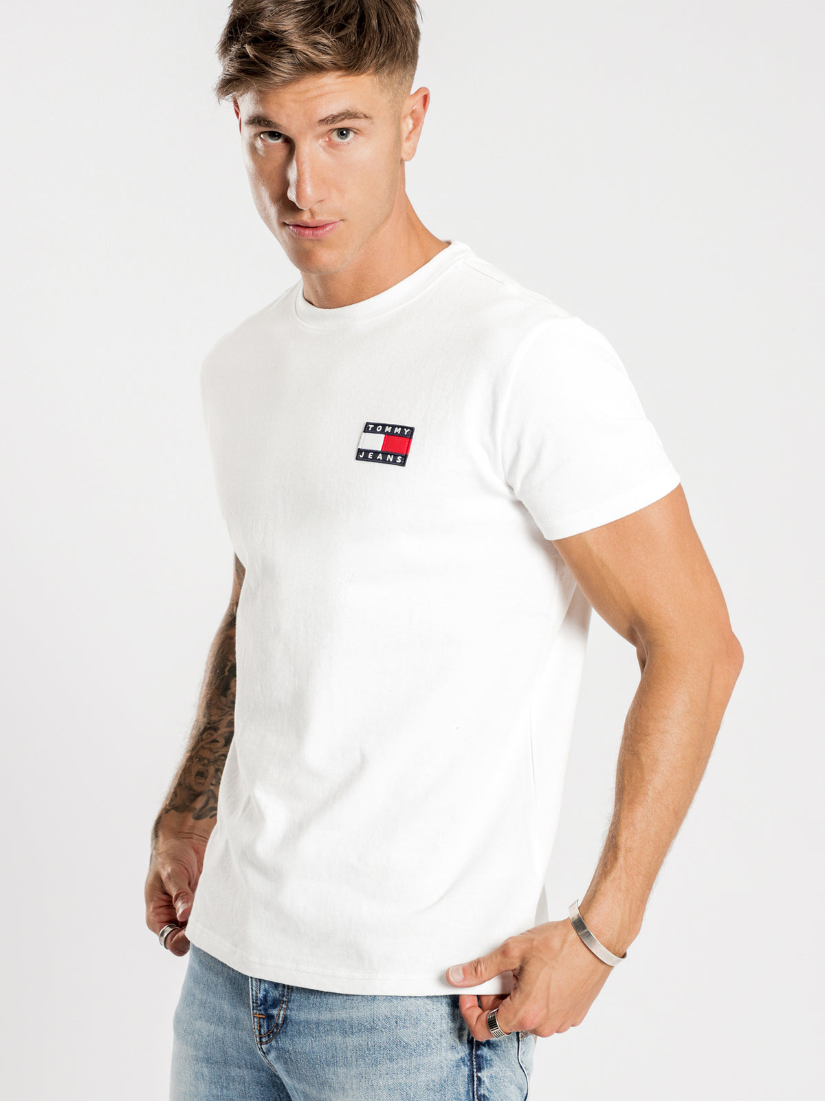 Tommy Jeans Badge Short Sleeve T-Shirt in White