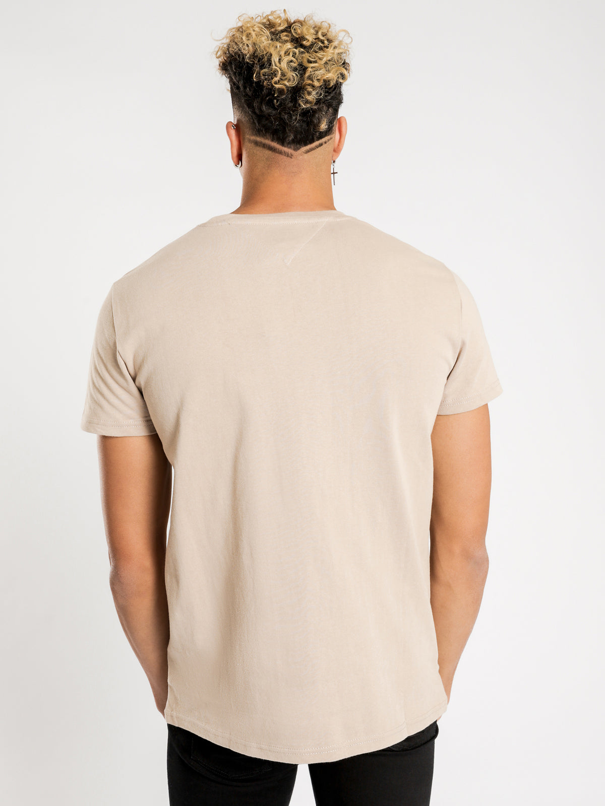 Tommy Badge T-Shirt in Stone