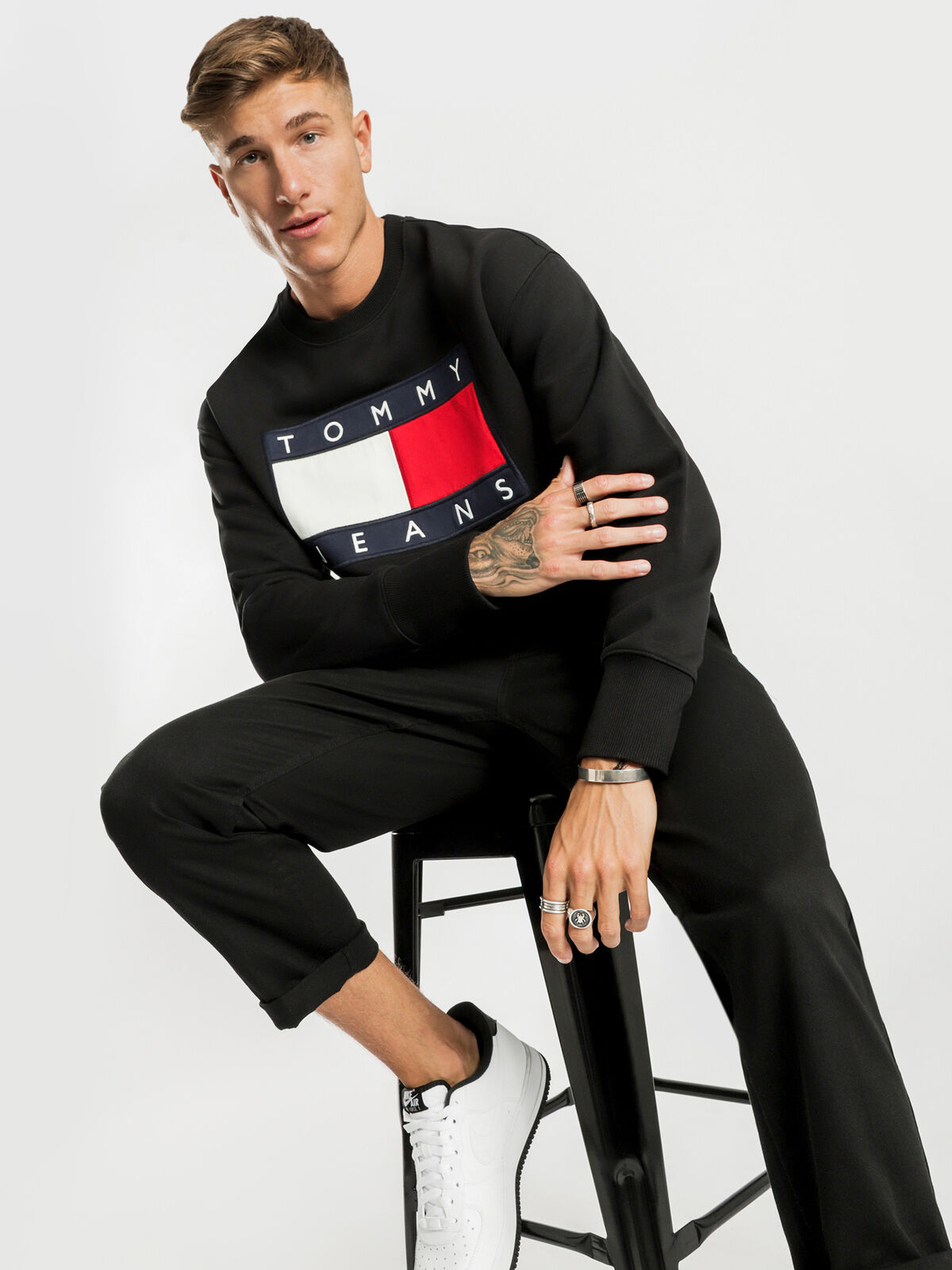 Tommy Flag Crew Sweater