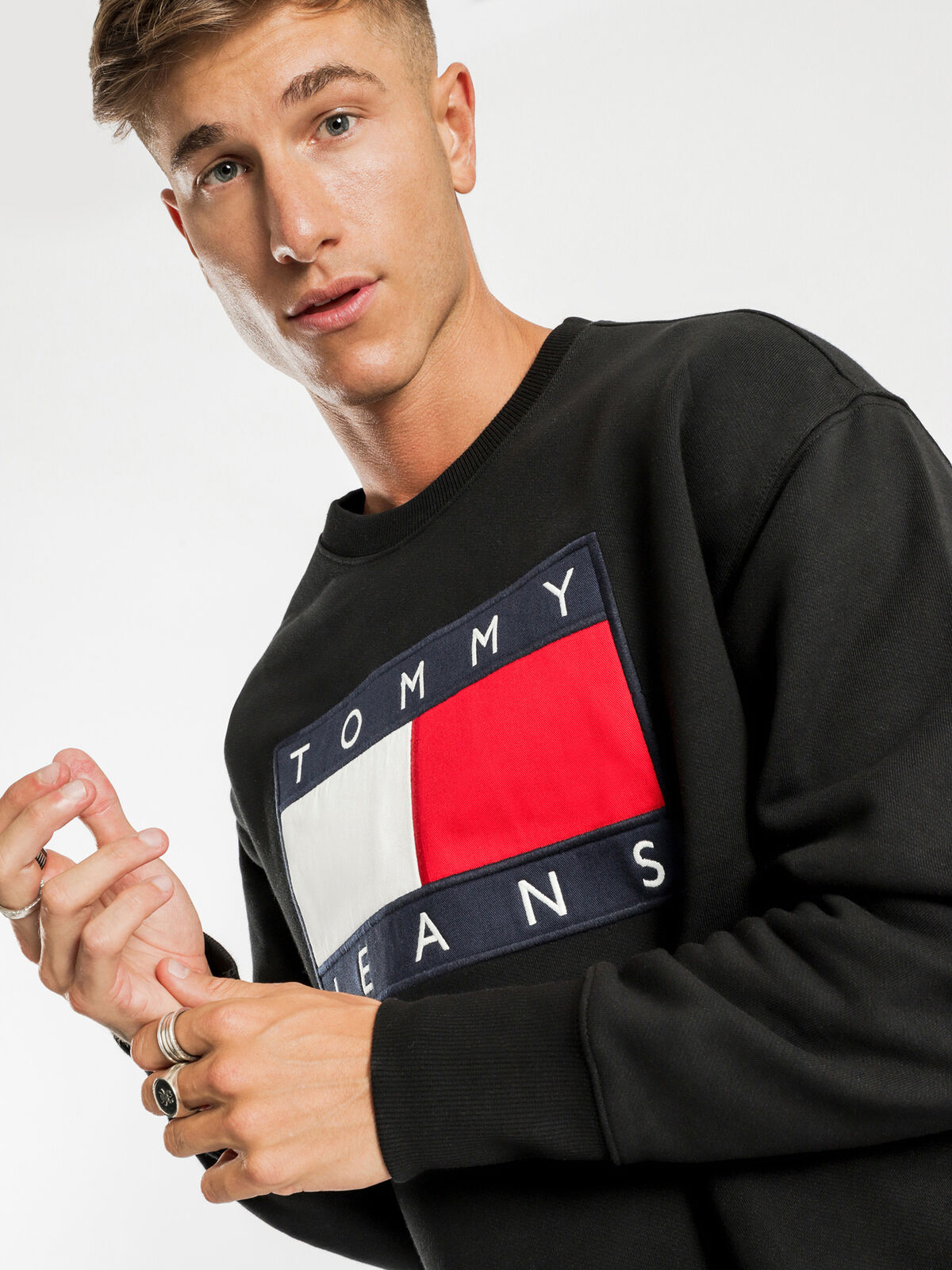 Tommy Flag Crew Sweater