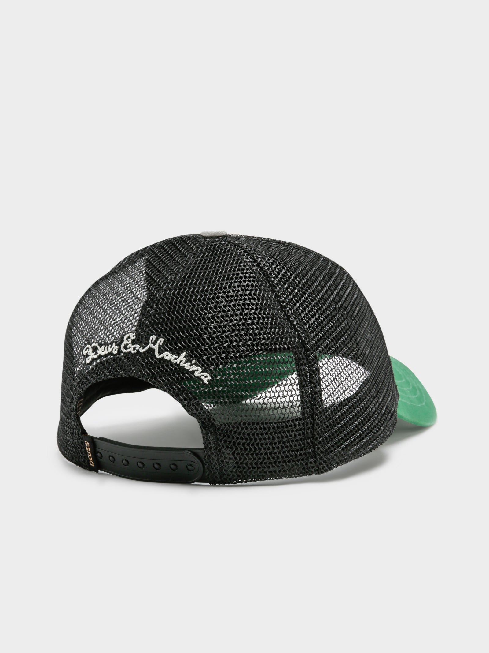 DEUS Trucker pet Felt Shield - olive- €34,95 DEUS Trucker pet Felt Shield - olive- €34,95