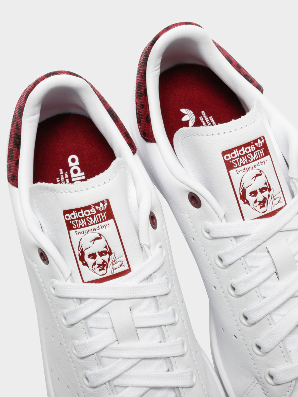 Stan Smith Sneakers in White &amp; Burgundy