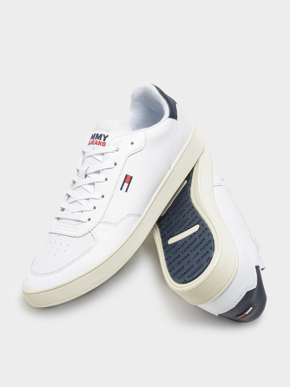 Mens Essential Contrast Heel Sneakers in White