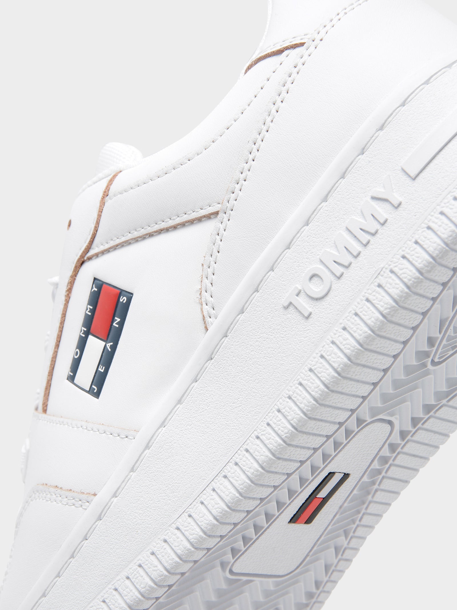 Mens Etch Basket Sneakers