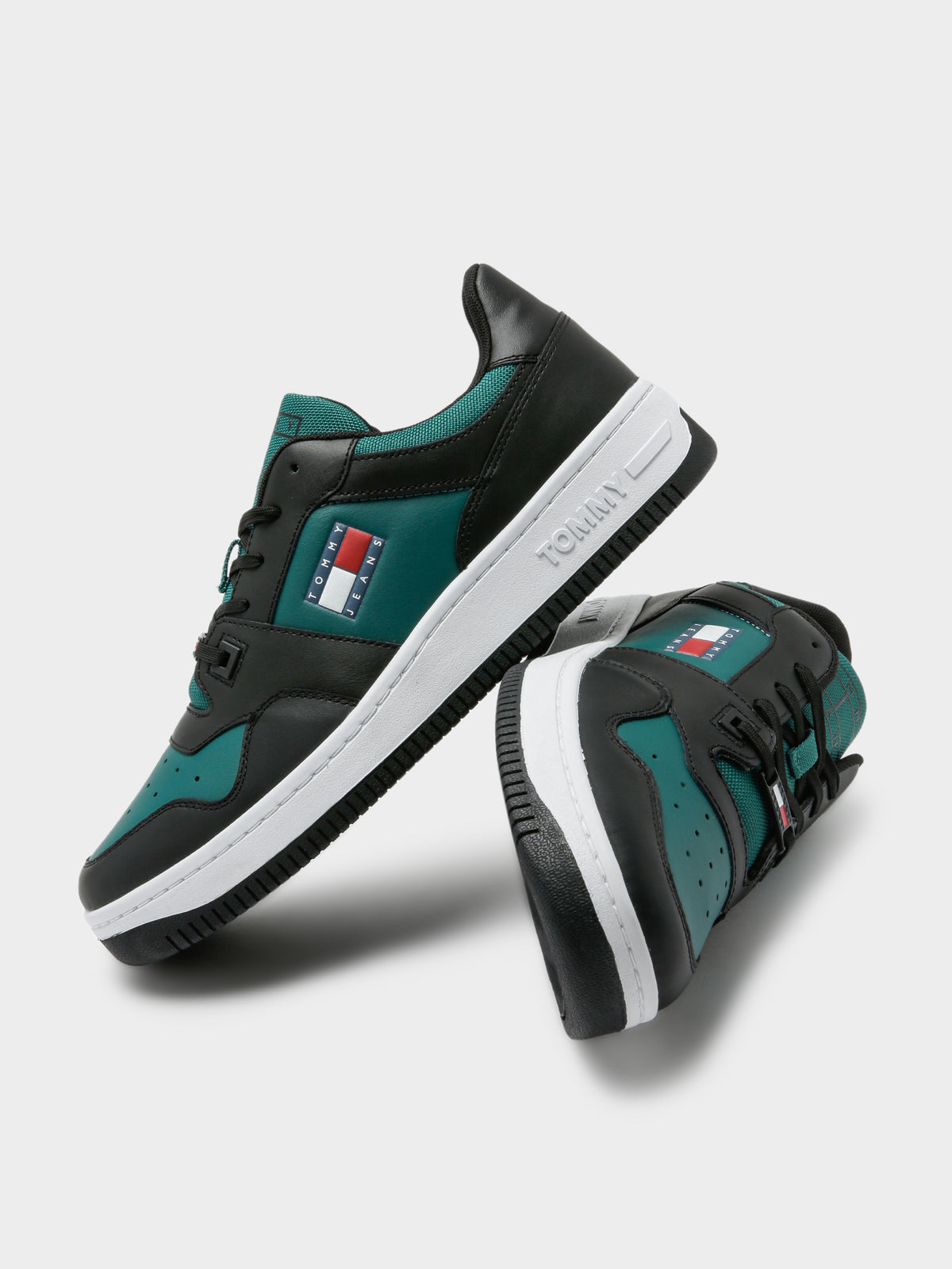 Mens Tommy Jeans Sneakers in Black &amp; Green