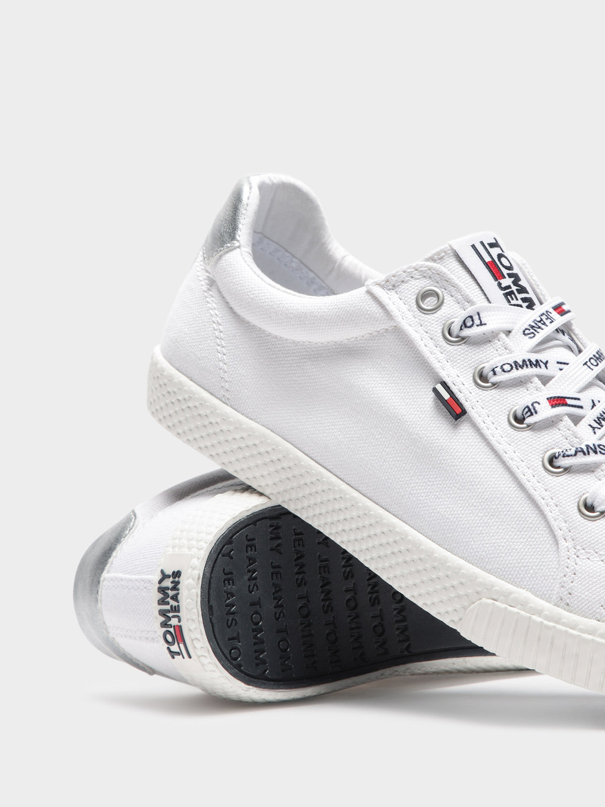 Womens Tommy Jeans Casual Sneaker in White