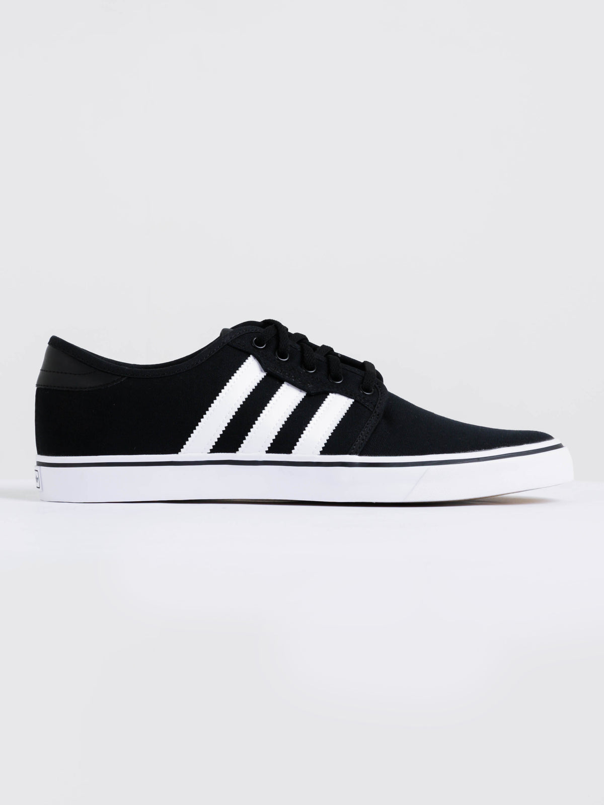 Adidas Mens Seeley Sneakers Black/White | Glue Store Adidas Mens Seeley Sneakers Black/White | Glue Store