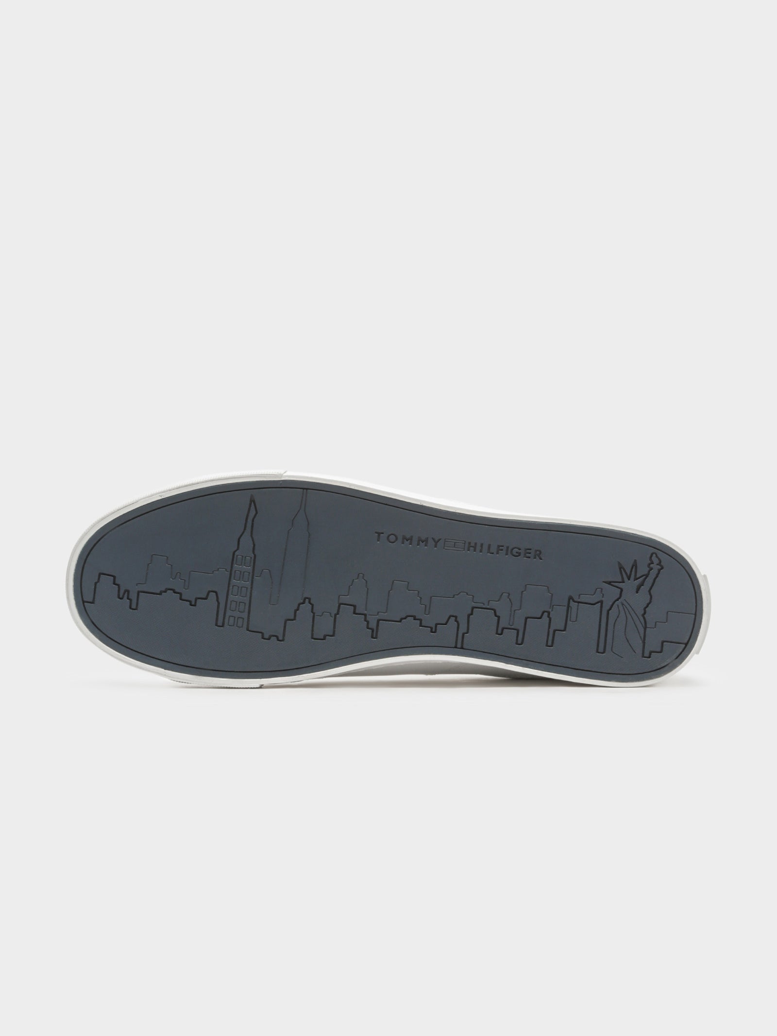 Mens Essential Sneaker