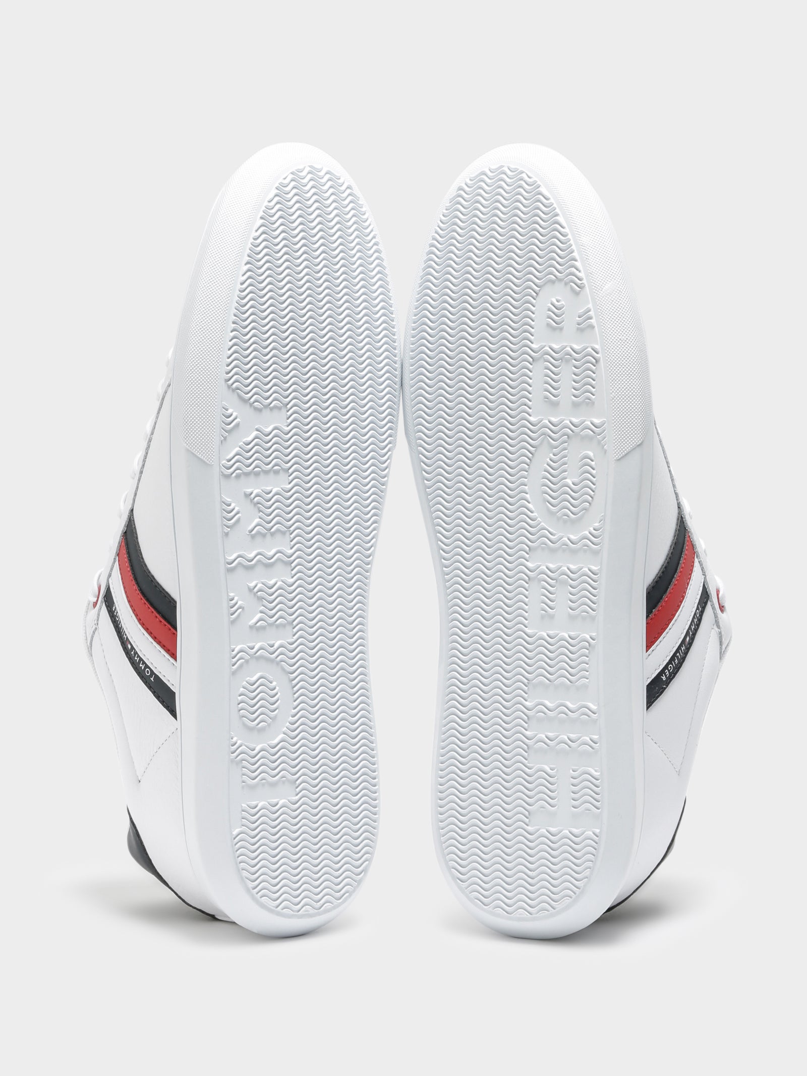 Mens Essential Leather Sneakers