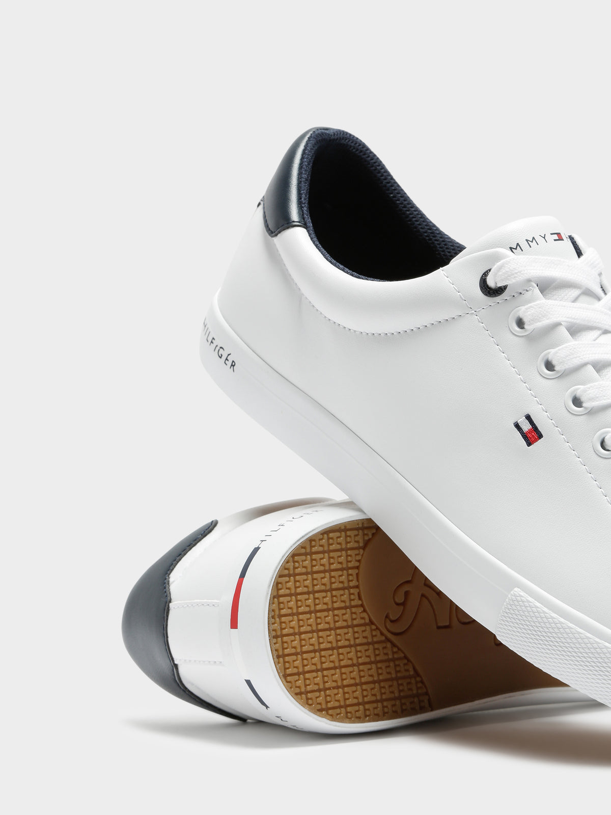 Tommy Hilfiger Mens Thin Stripe Sneaker | White/Navy