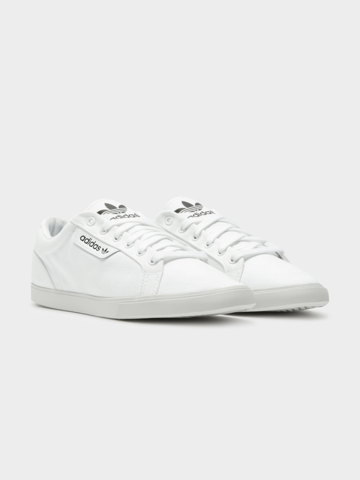 Womens Sleek Lo Sneakers in White &amp; Black