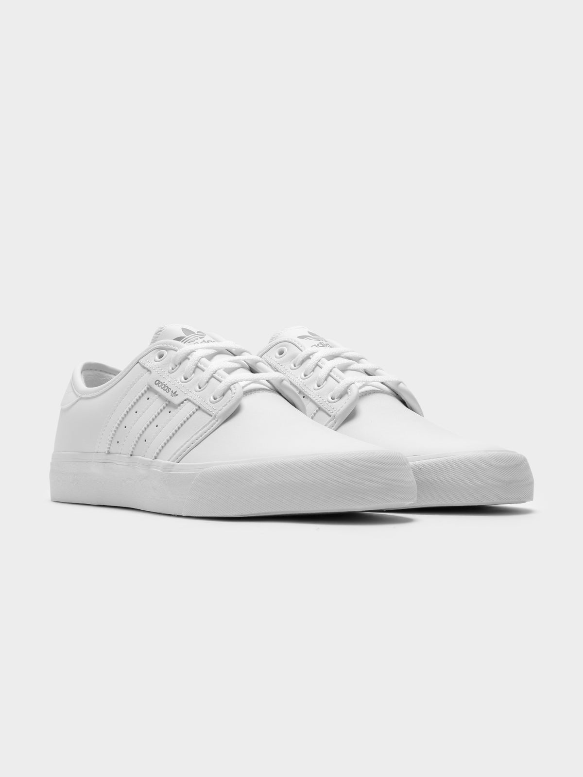 Adidas Mens Seeley XT Sneakers | White