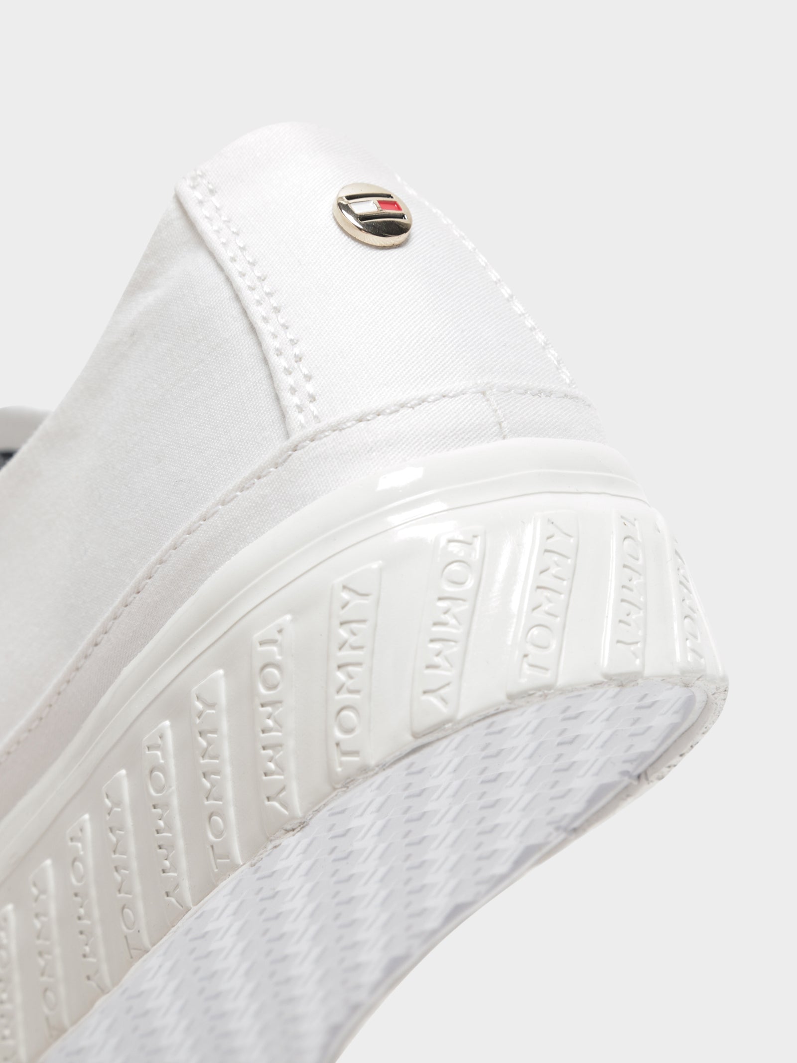 Womens Flatform Logo Sneakers