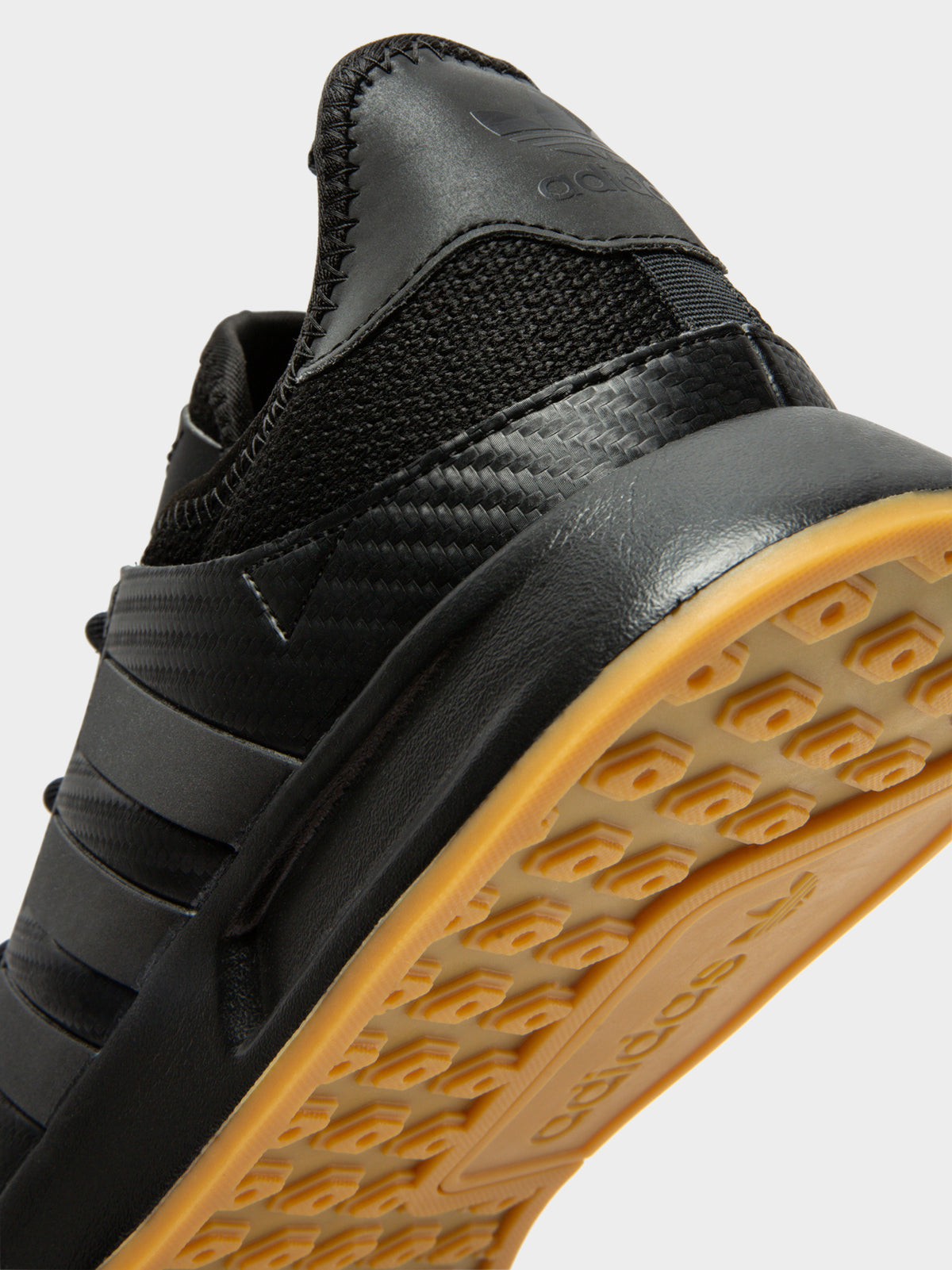 Mens XPLR Sneakers in Black &amp; Gum